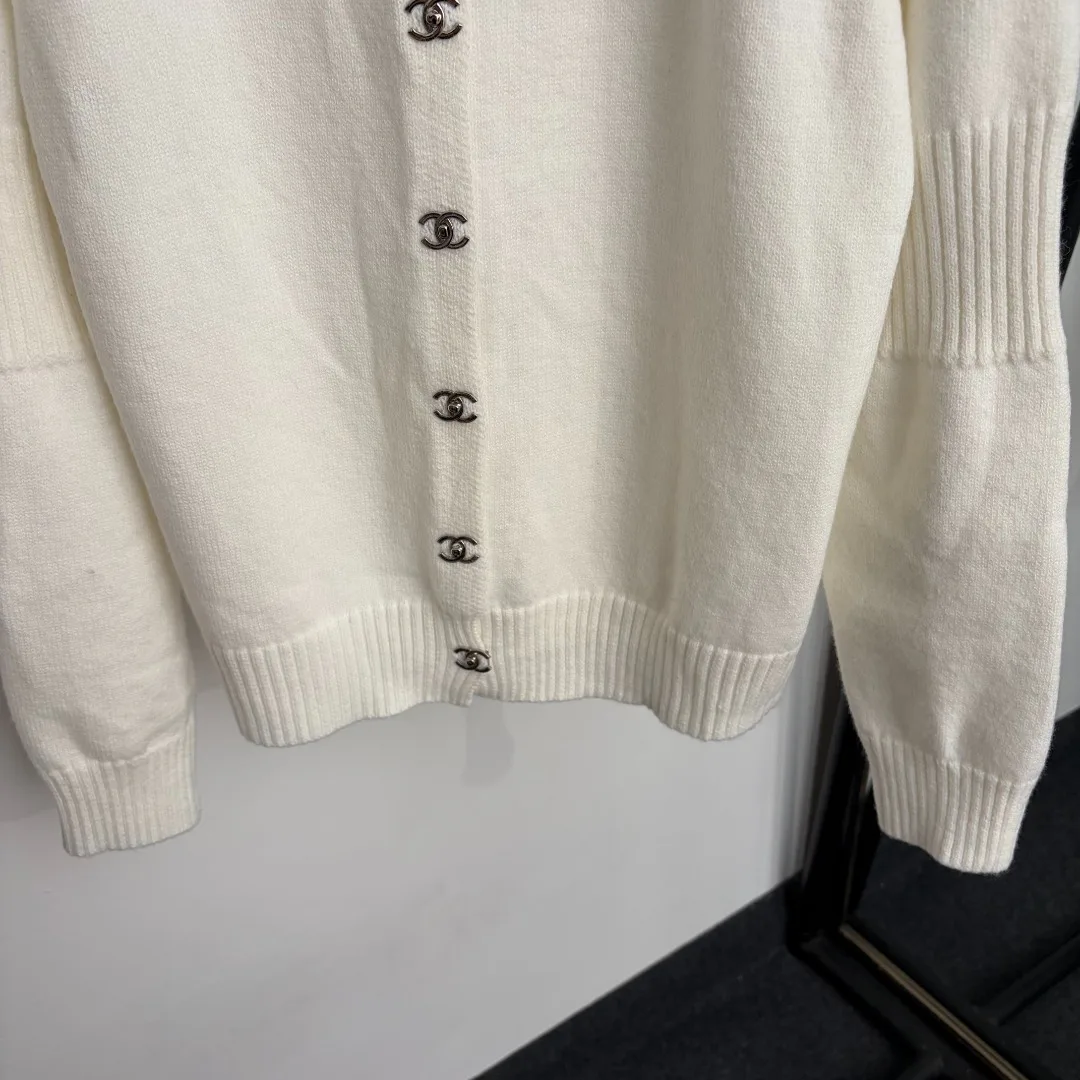 Джемперы И Свитеры Женские Chanel 19575863