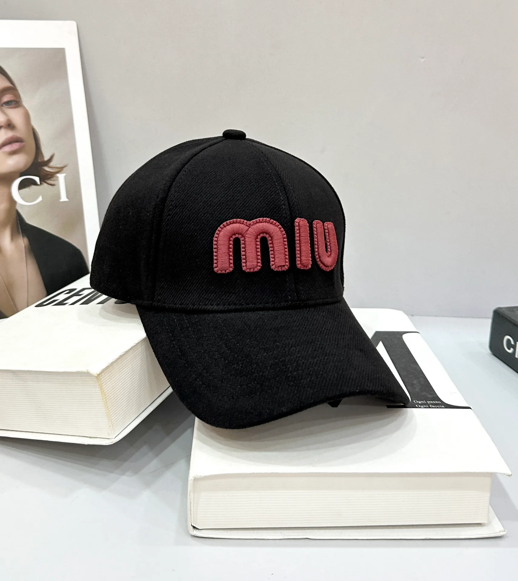 Головные Уборы Miu Miu 11529