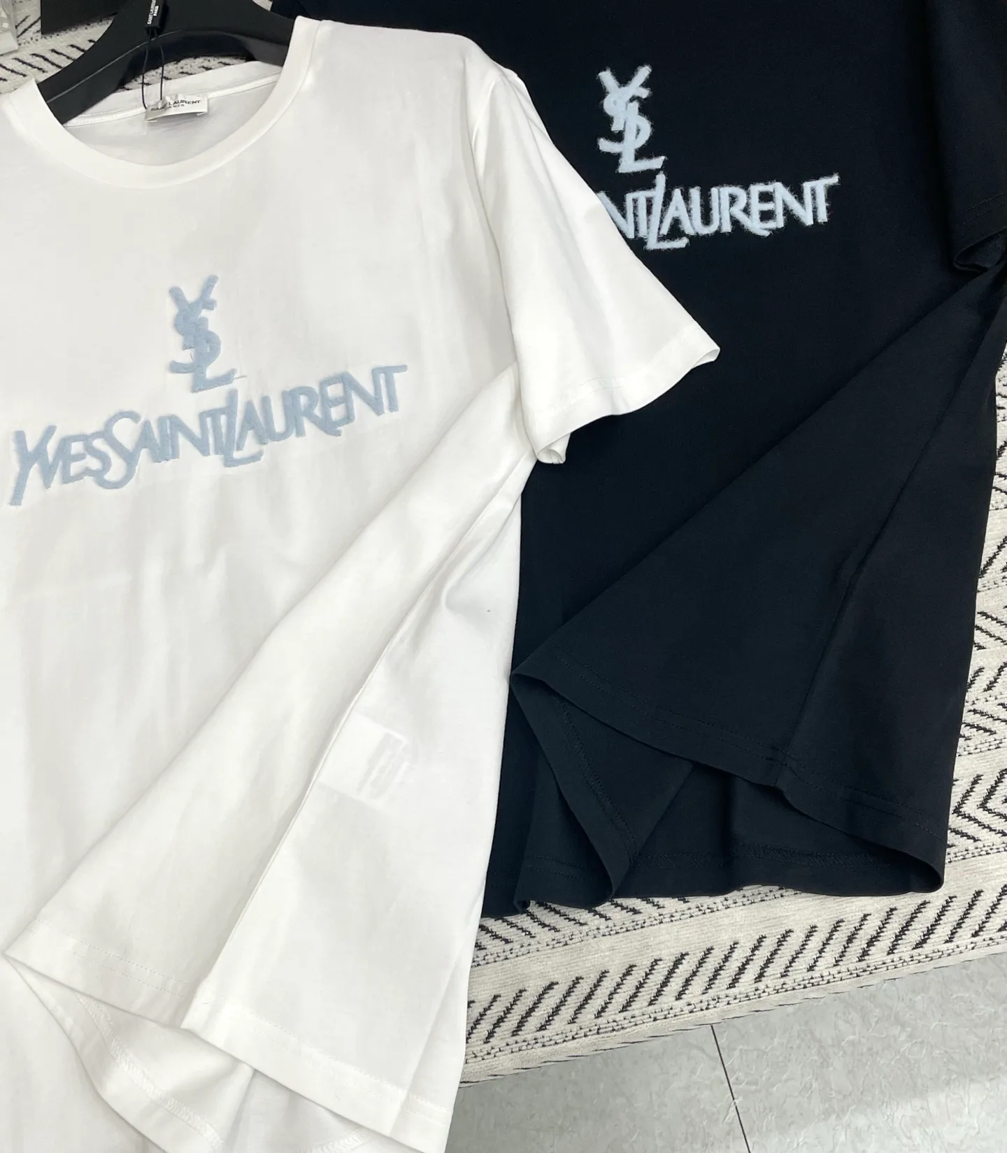 Футболки Женские Saint Laurent 4875084