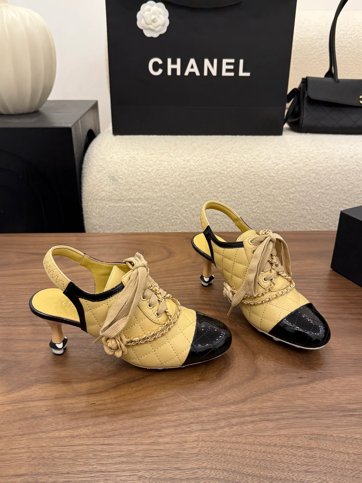 Туфли Женские Chanel 17920854