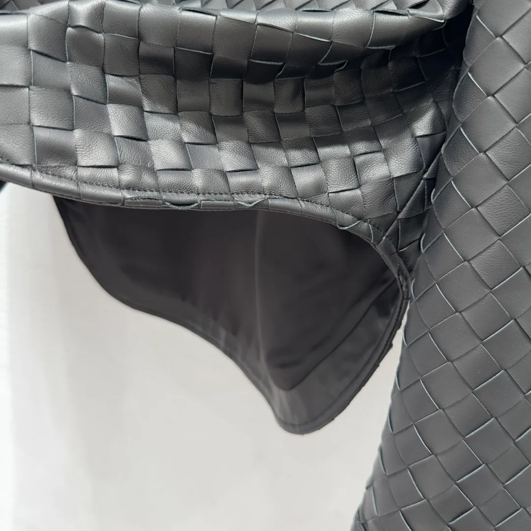 Кожаные Куртки И Дублёнки Женские Bottega Veneta 13557786