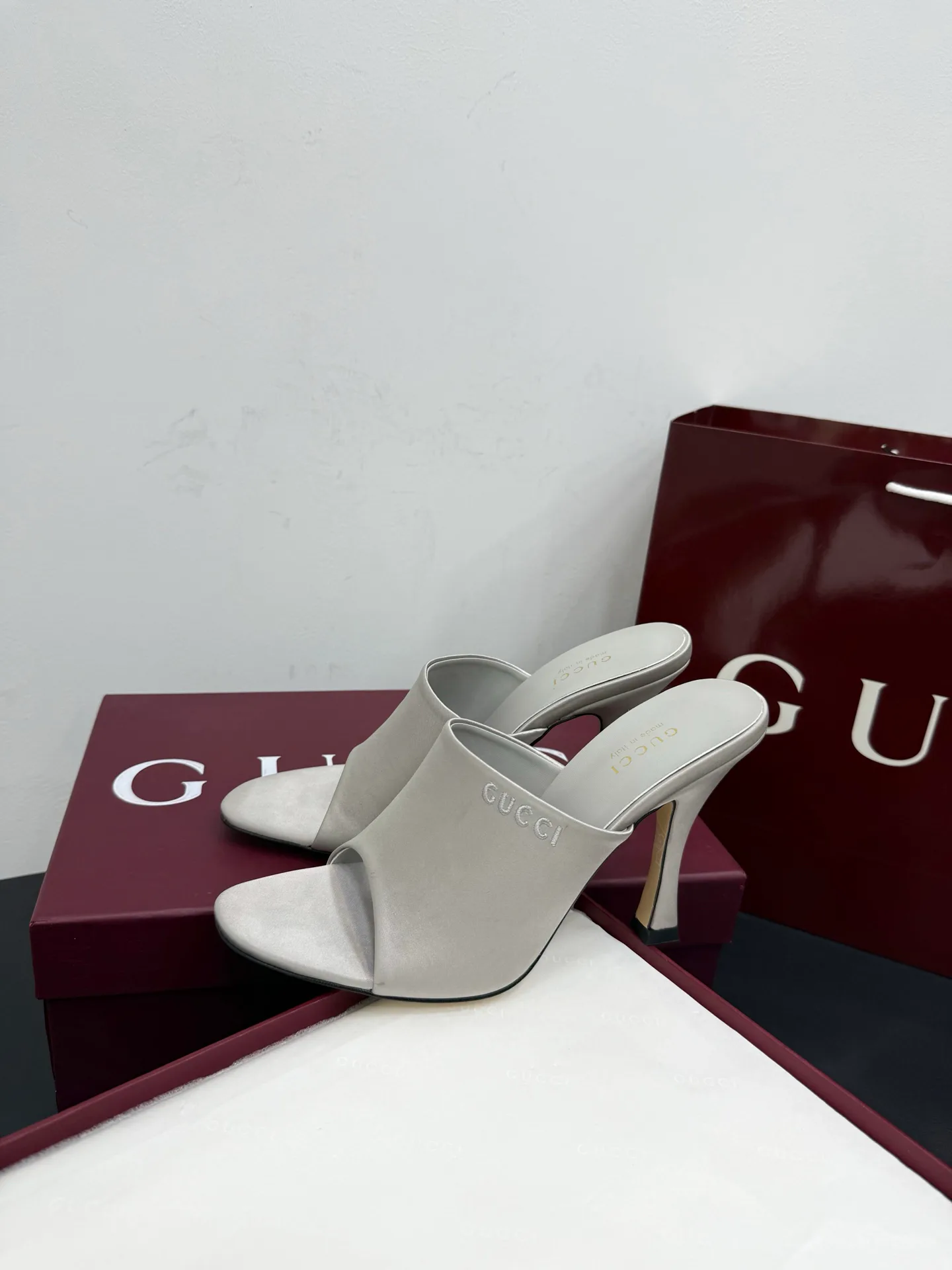 Босоножки Женские Gucci 457939