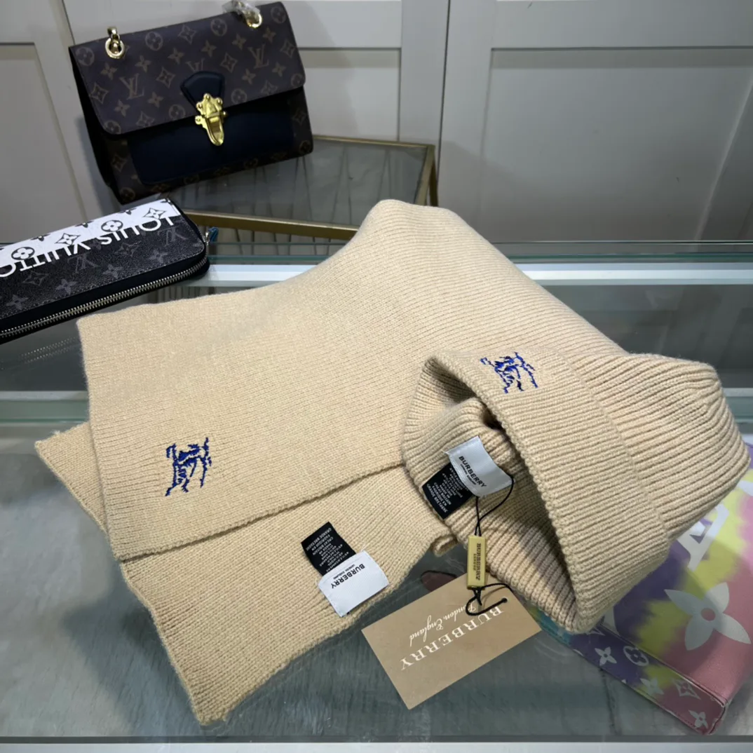 Головные Уборы Burberry 823952