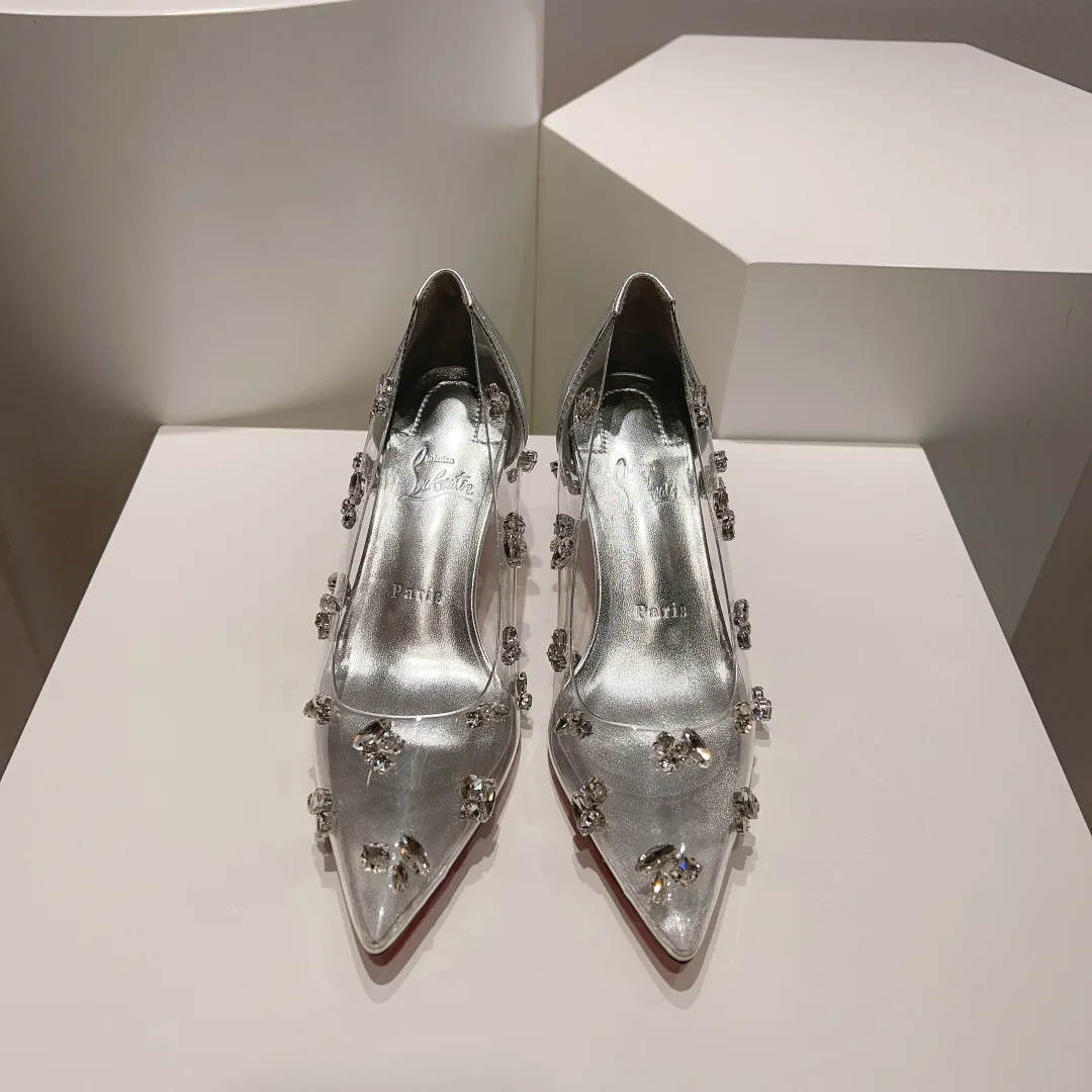 Туфли Женские Christian Louboutin 18004002