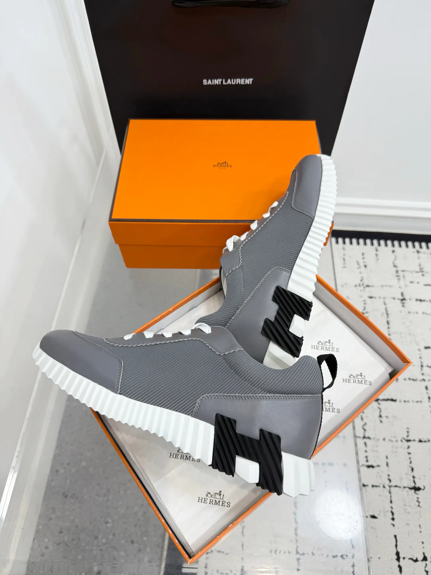 Кроссовки Женские Hermes 811858