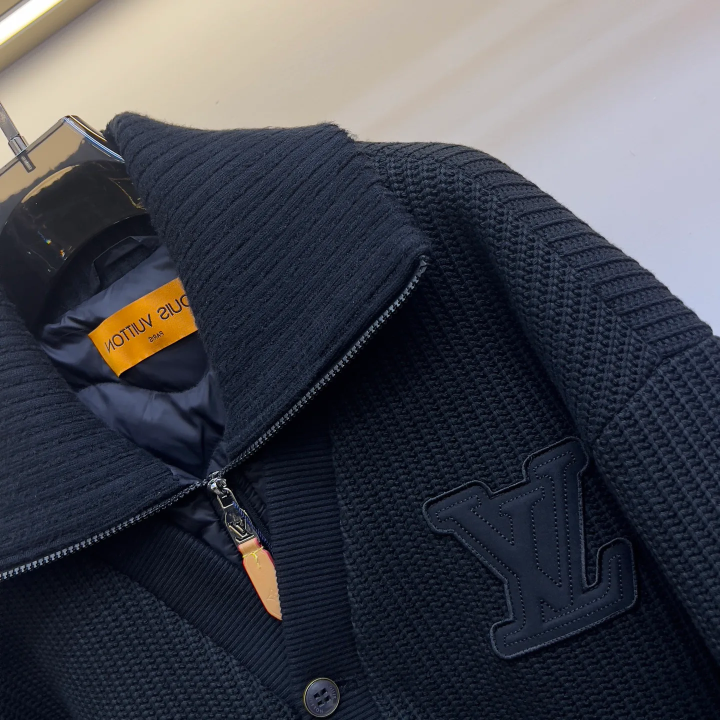 Куртки И Пуховики Женские Louis Vuitton 844166