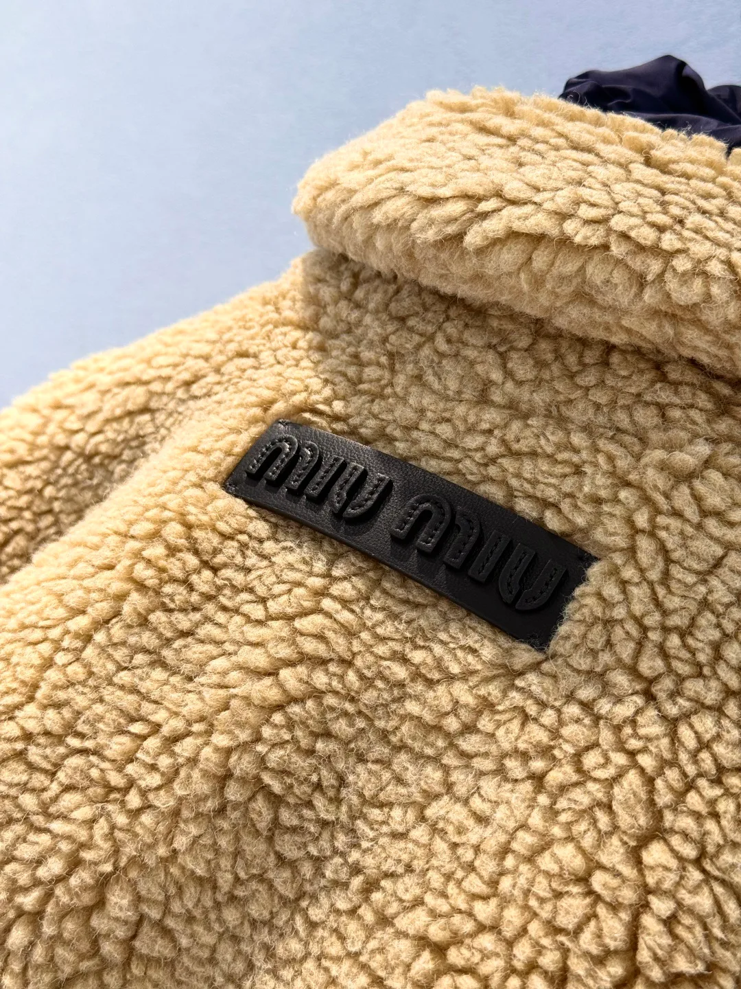 Куртки И Пуховики Женские Miu Miu 18826629