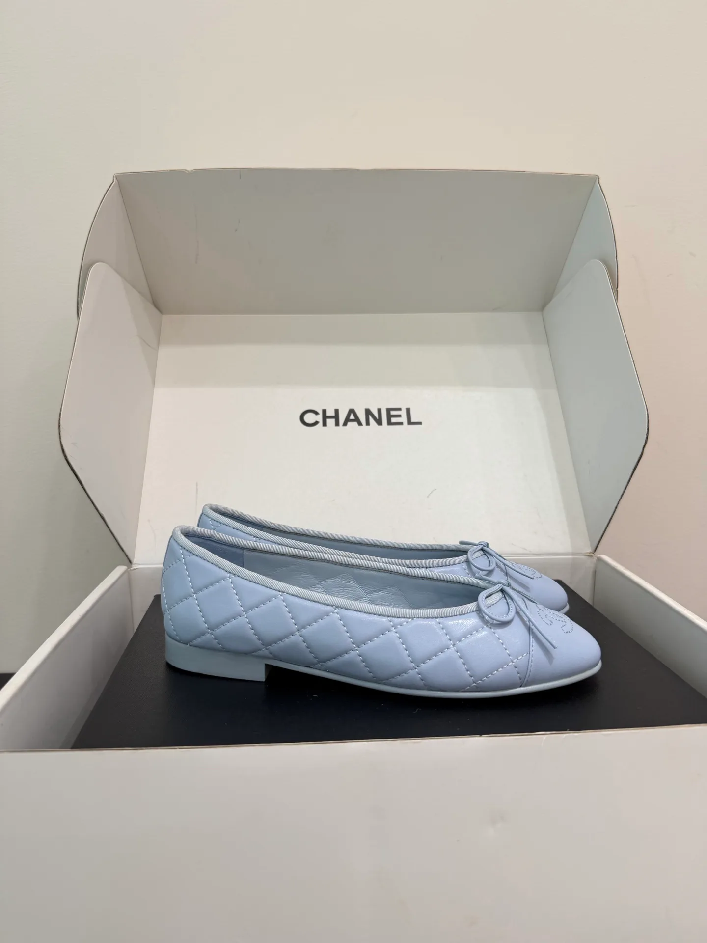 Балетки Женские Chanel 17956378