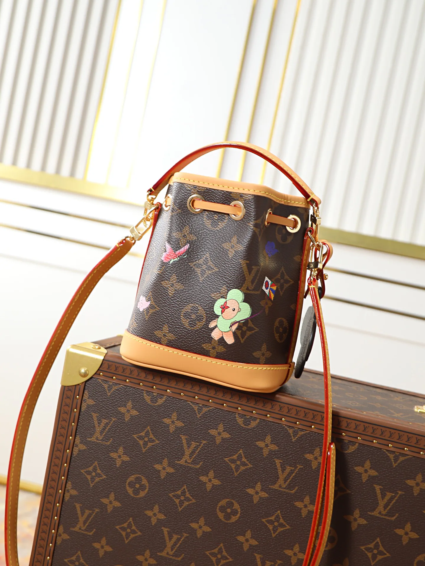 Сумки На Ремне Женские Louis Vuitton 1135326