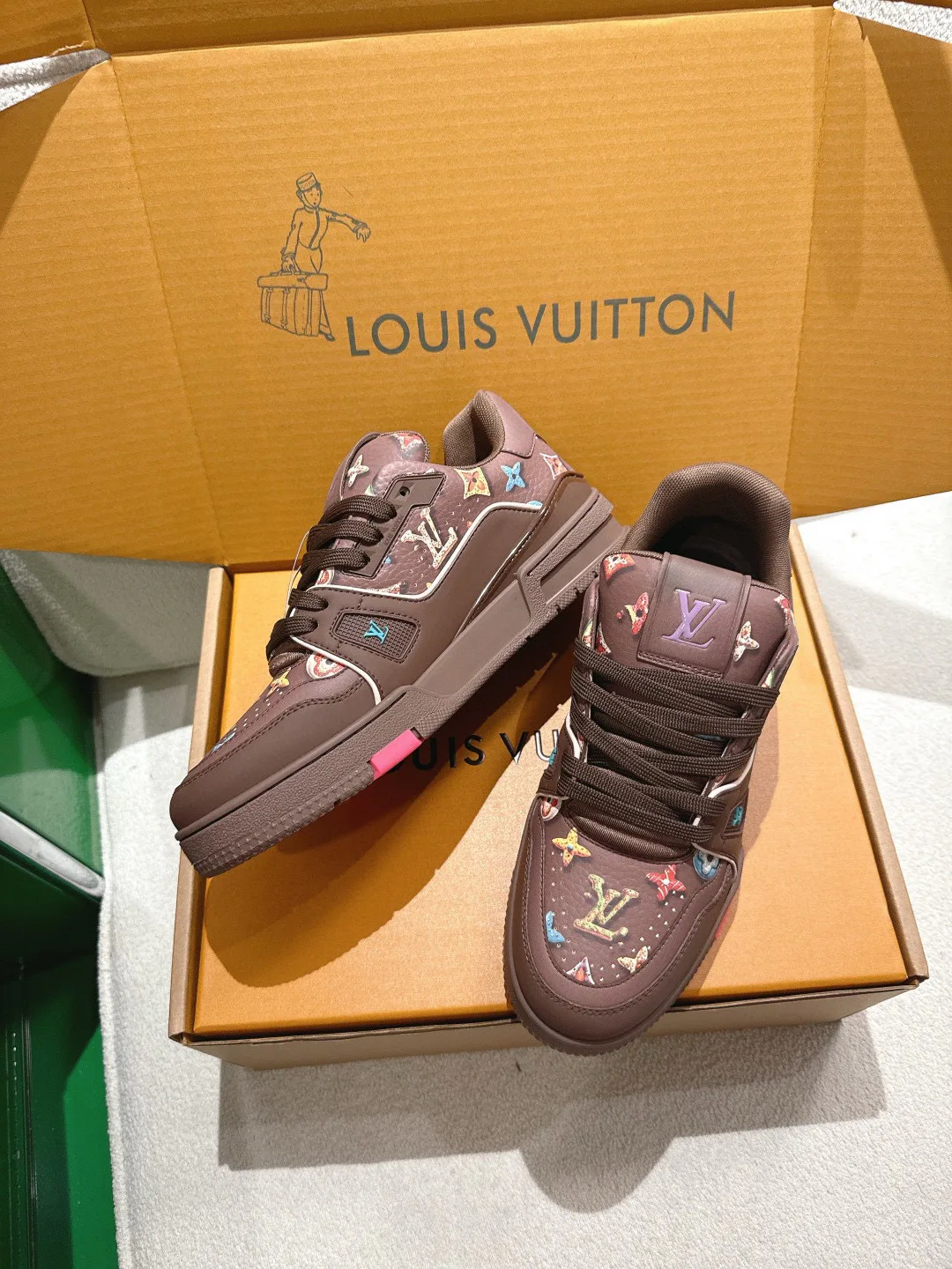 Кроссовки Женские Louis Vuitton 2652670