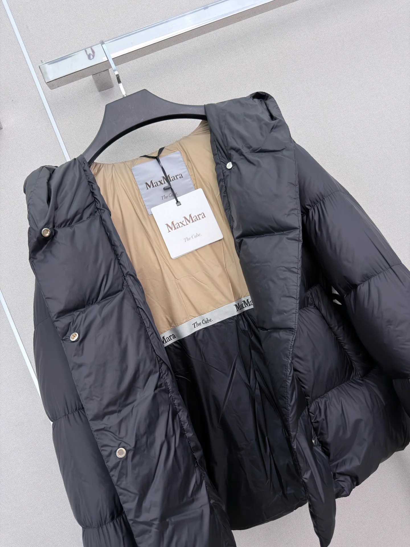 Куртки И Пуховики Женские Max Mara 18407990