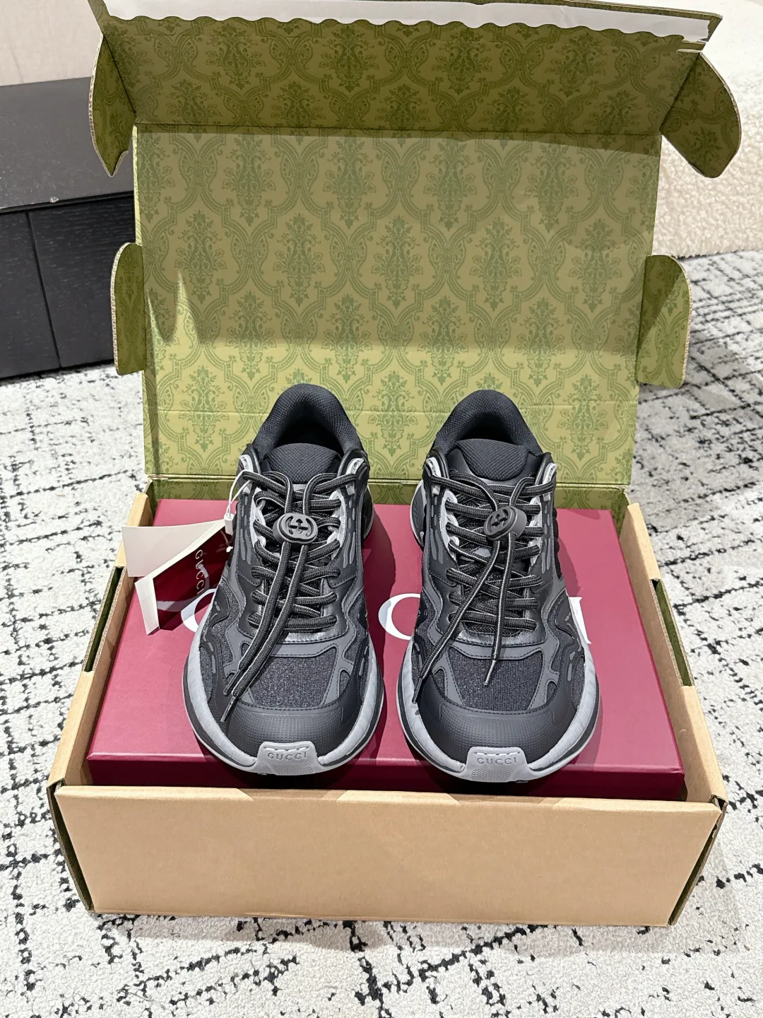 Кроссовки Женские Gucci 183114