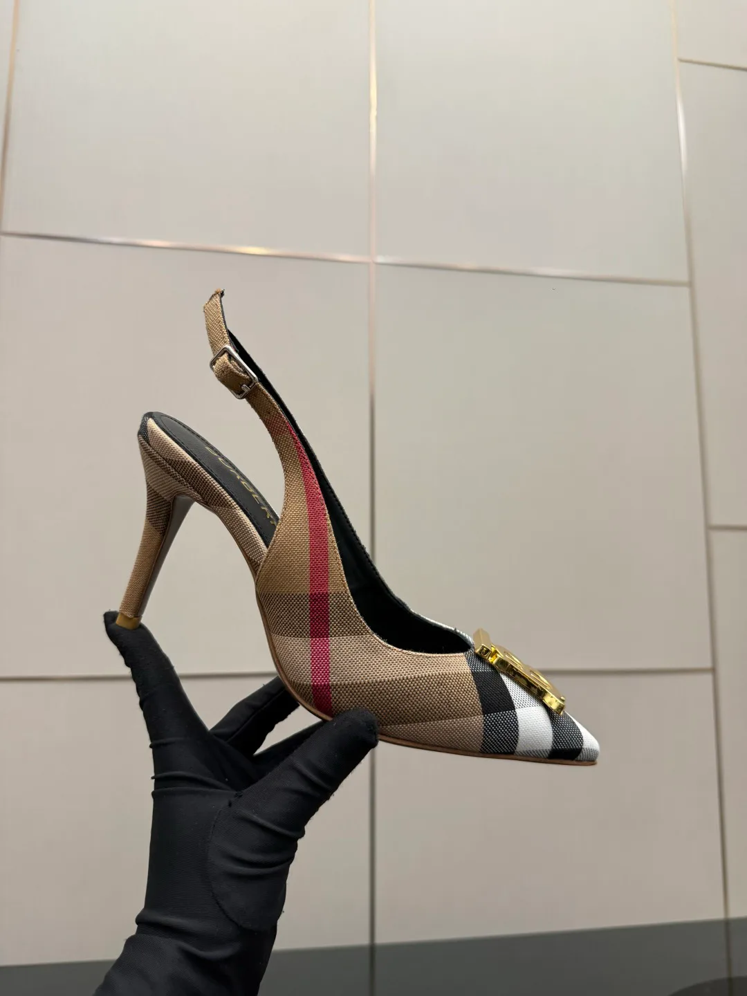 Туфли Женские Burberry 11336449
