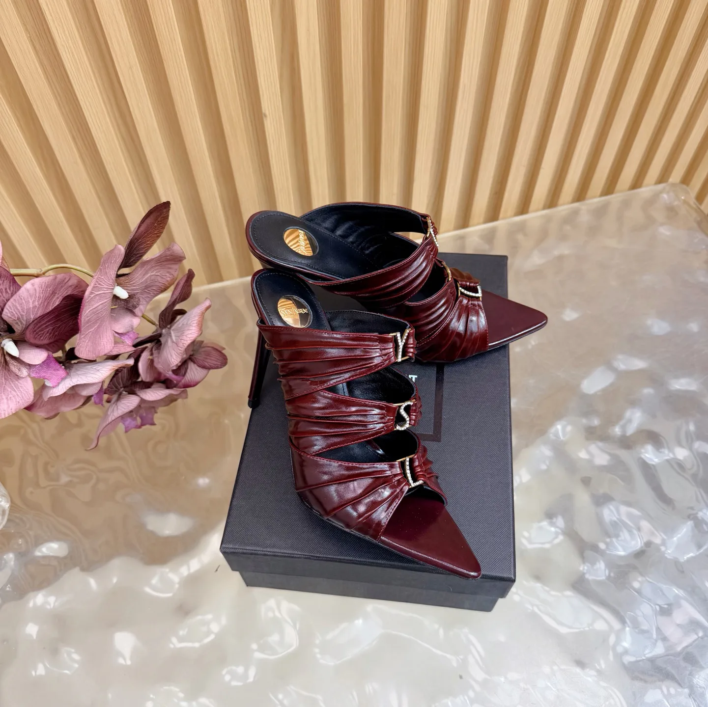 Босоножки Женские Saint Laurent 11660366