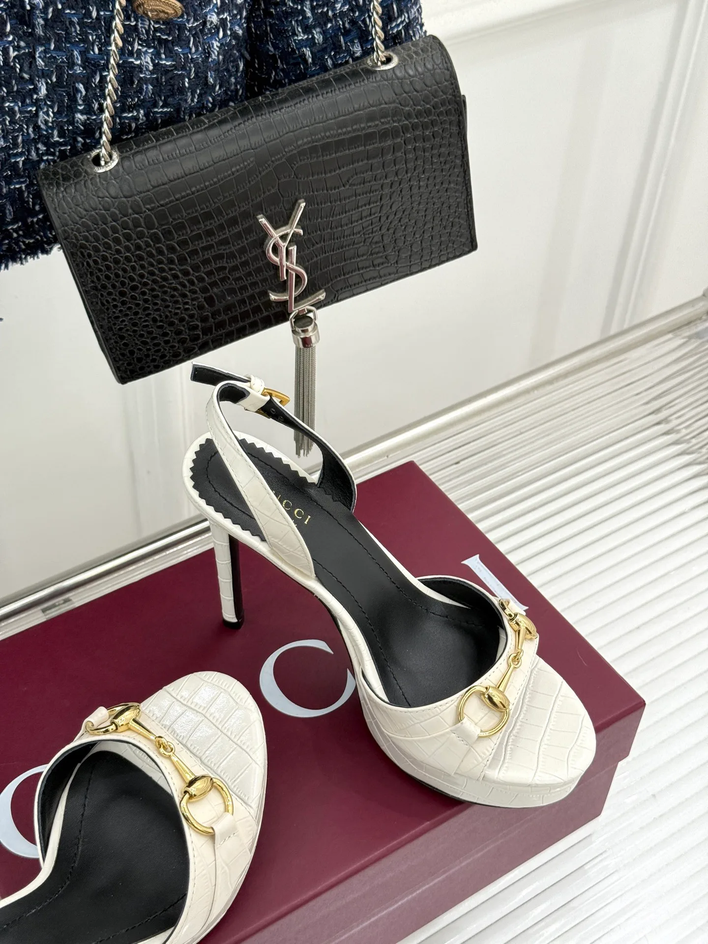 Босоножки Женские Gucci 17646530
