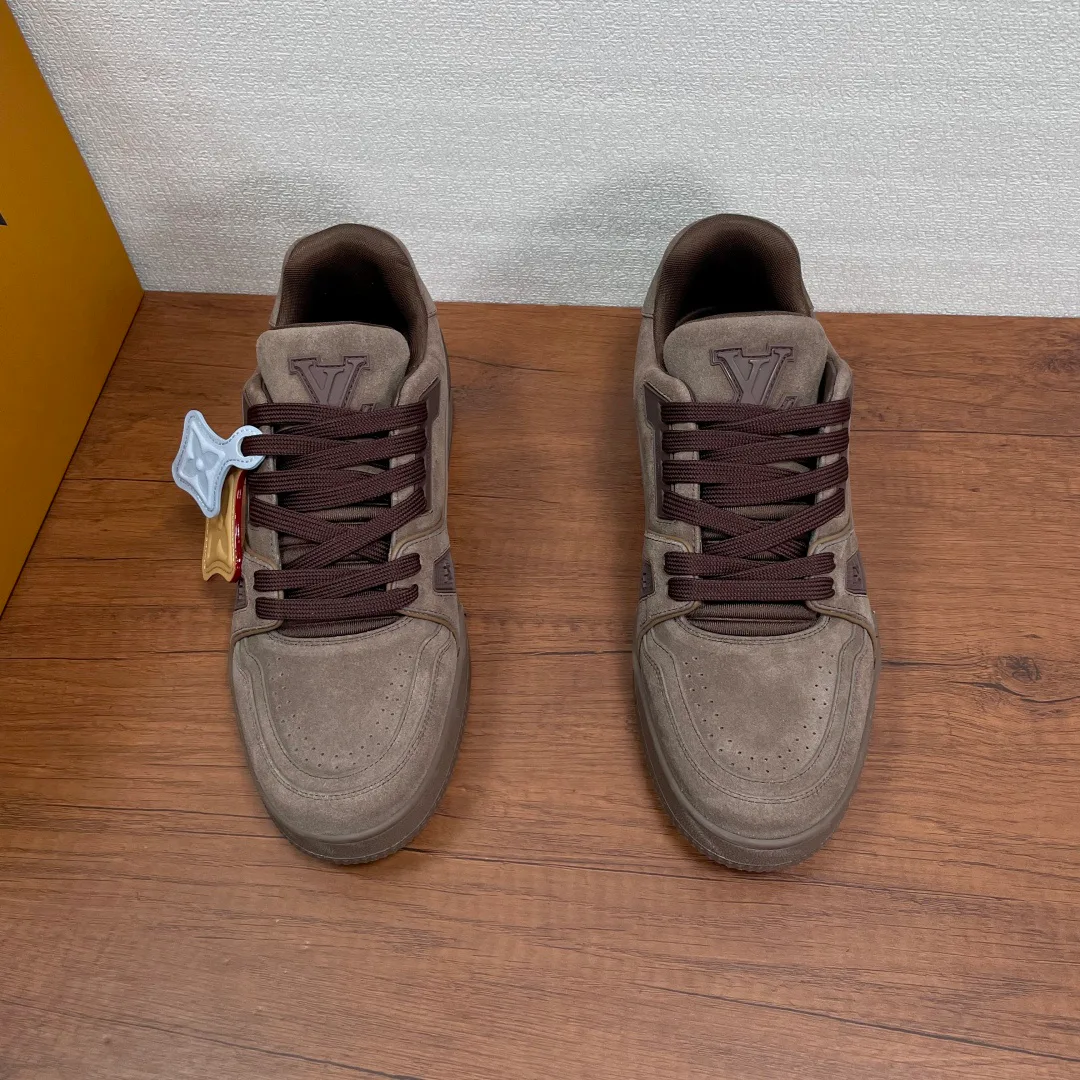 Кроссовки Мужские Louis Vuitton 17461093