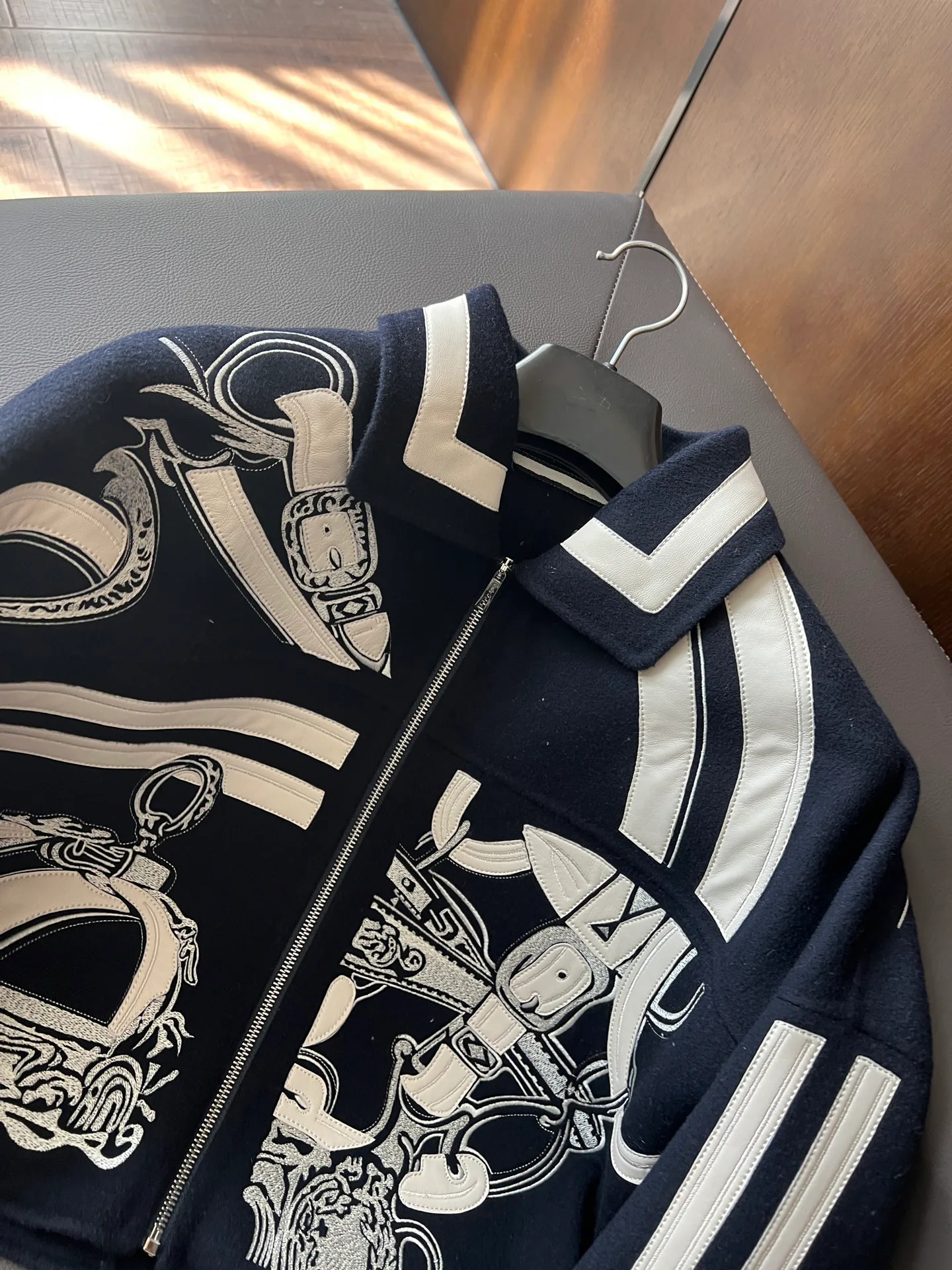 Куртки И Пуховики Женские Hermes 18376271