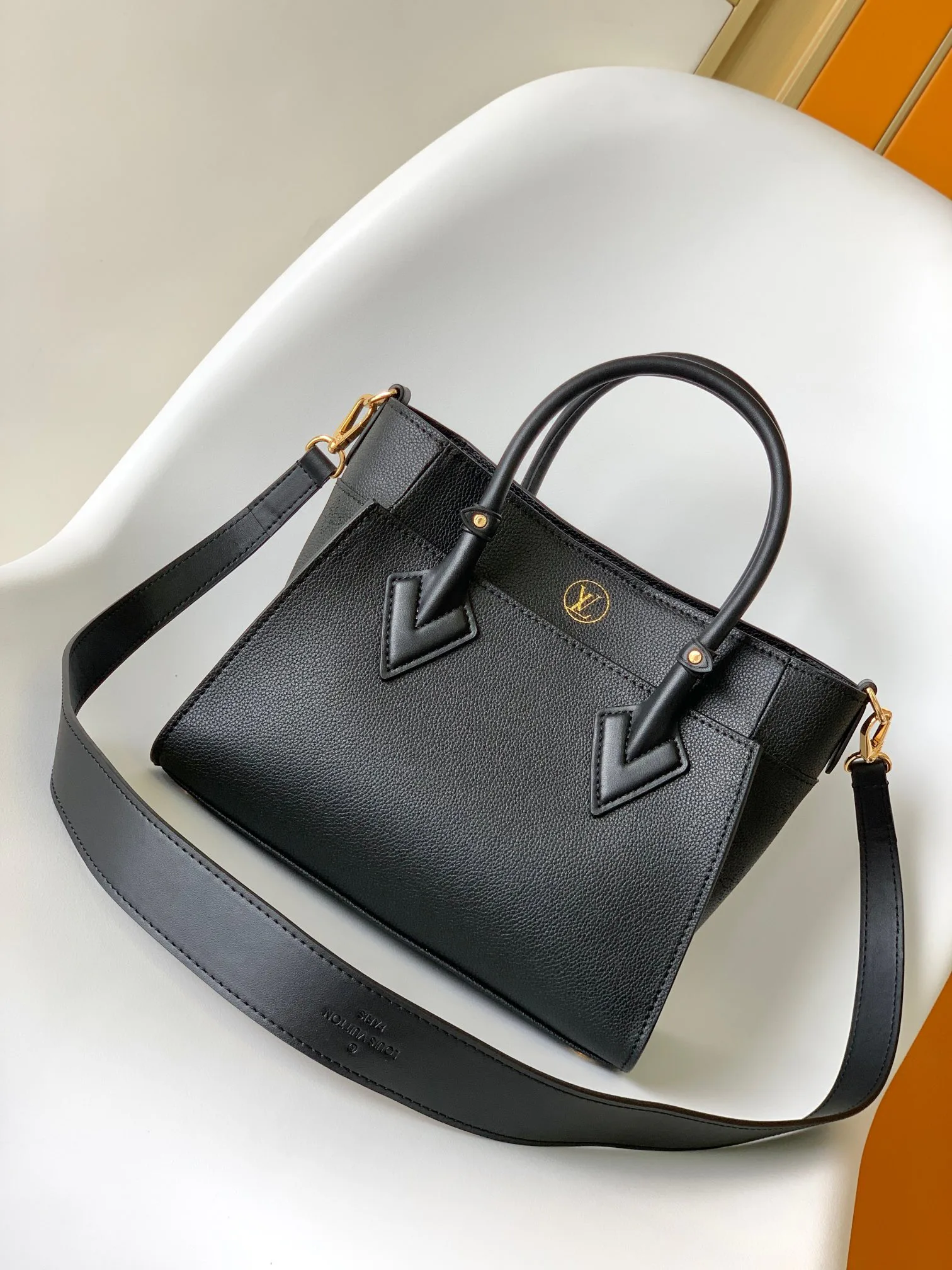 Классические Сумки Женские Louis Vuitton 11185387