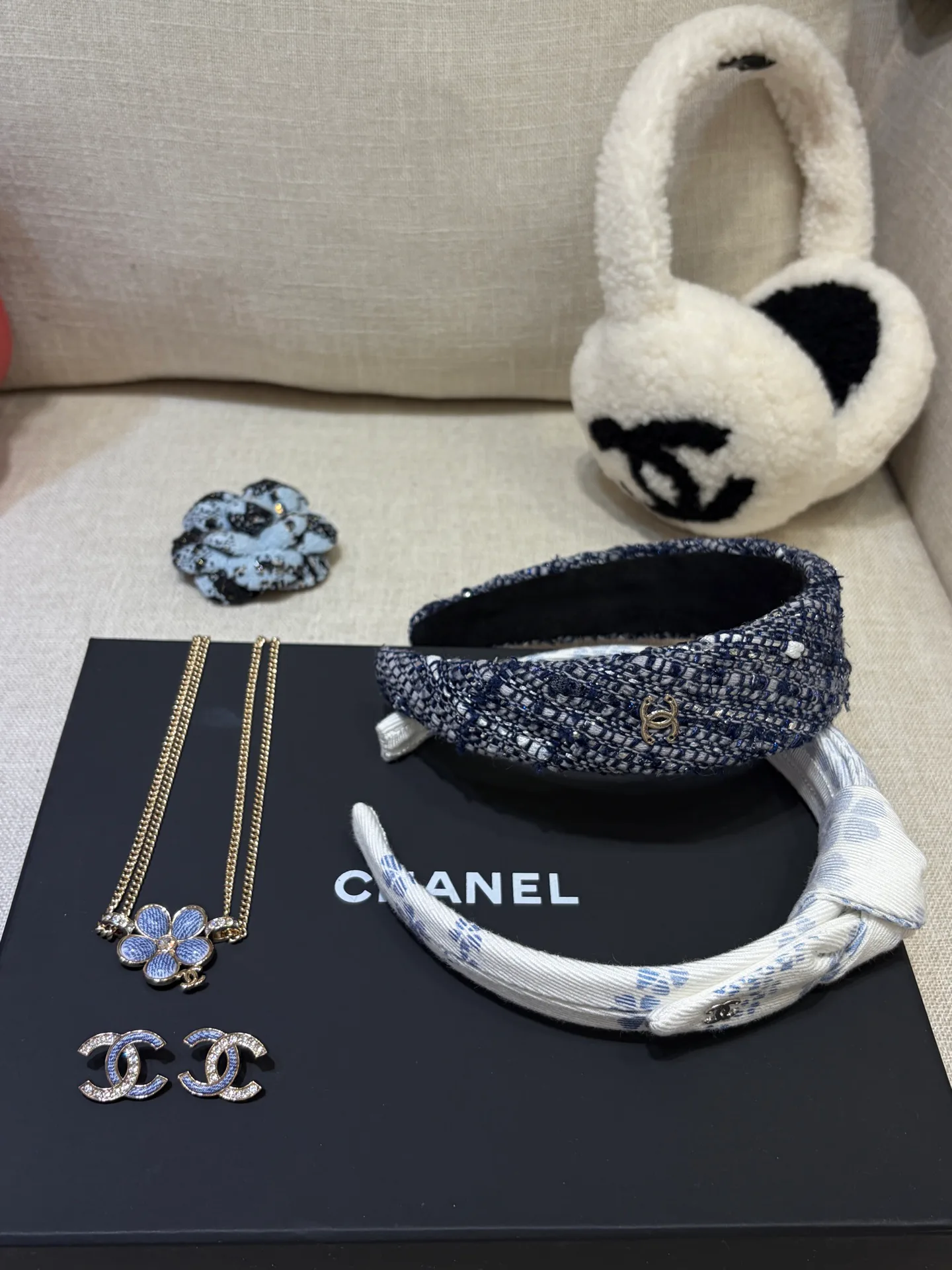 Головные Уборы Chanel 6317459
