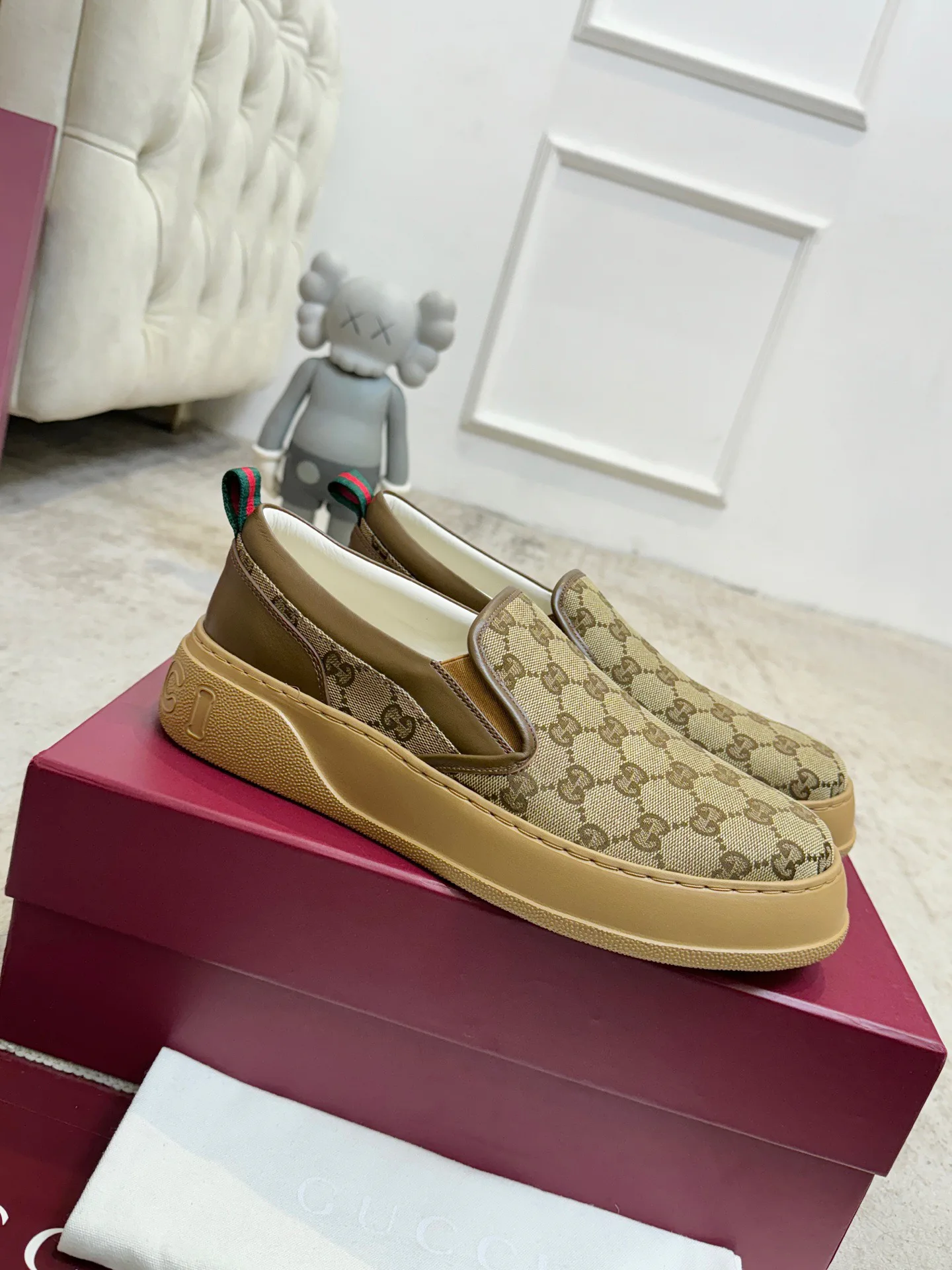 Кроссовки Мужские Gucci 19641384