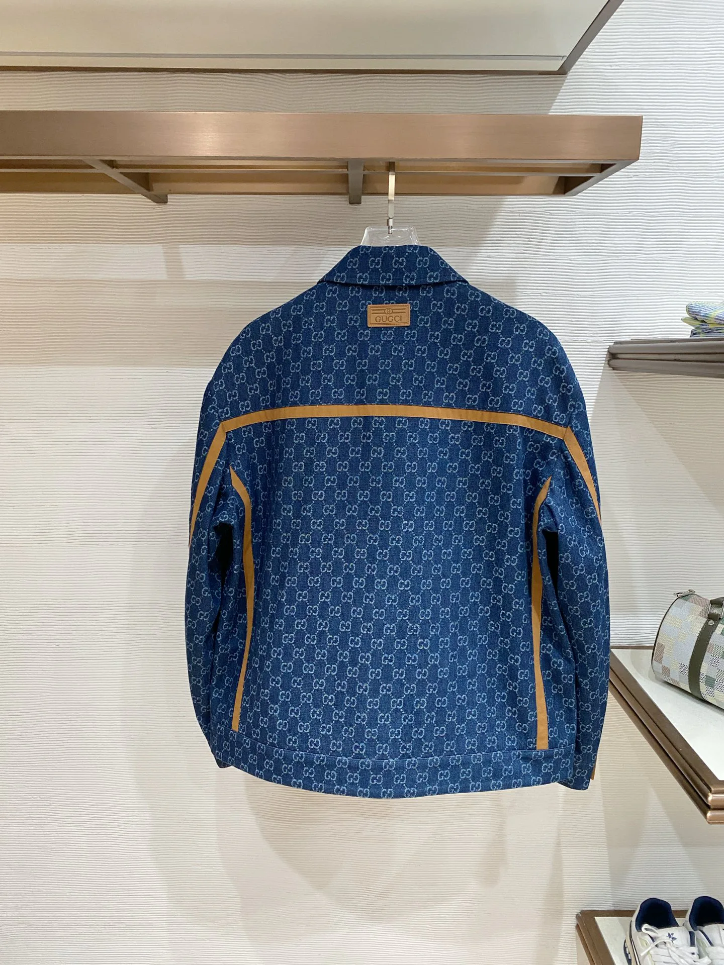 Куртки И Пуховики Мужские Gucci 10271866