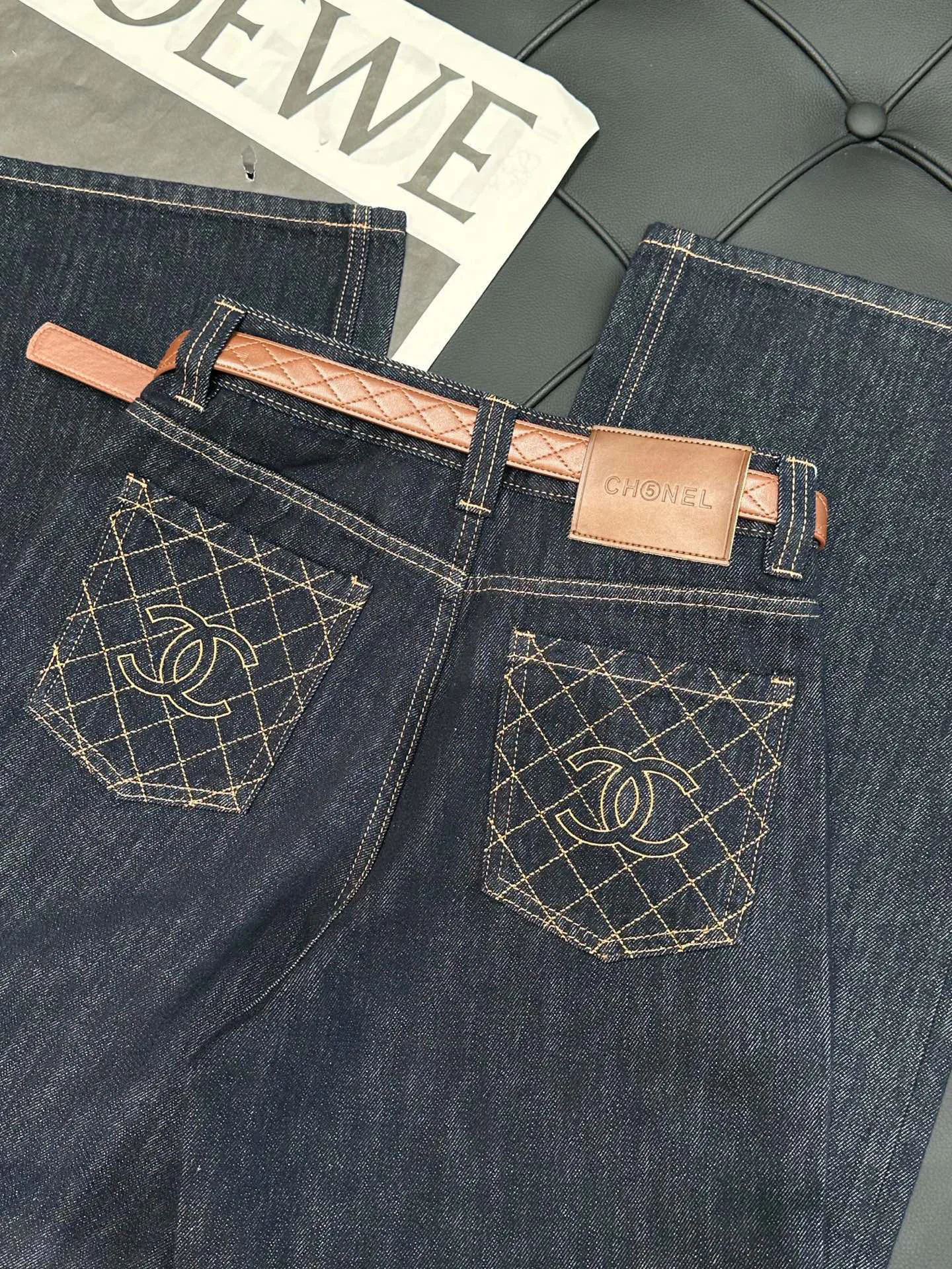 Джинсы Женские Chanel 16936334