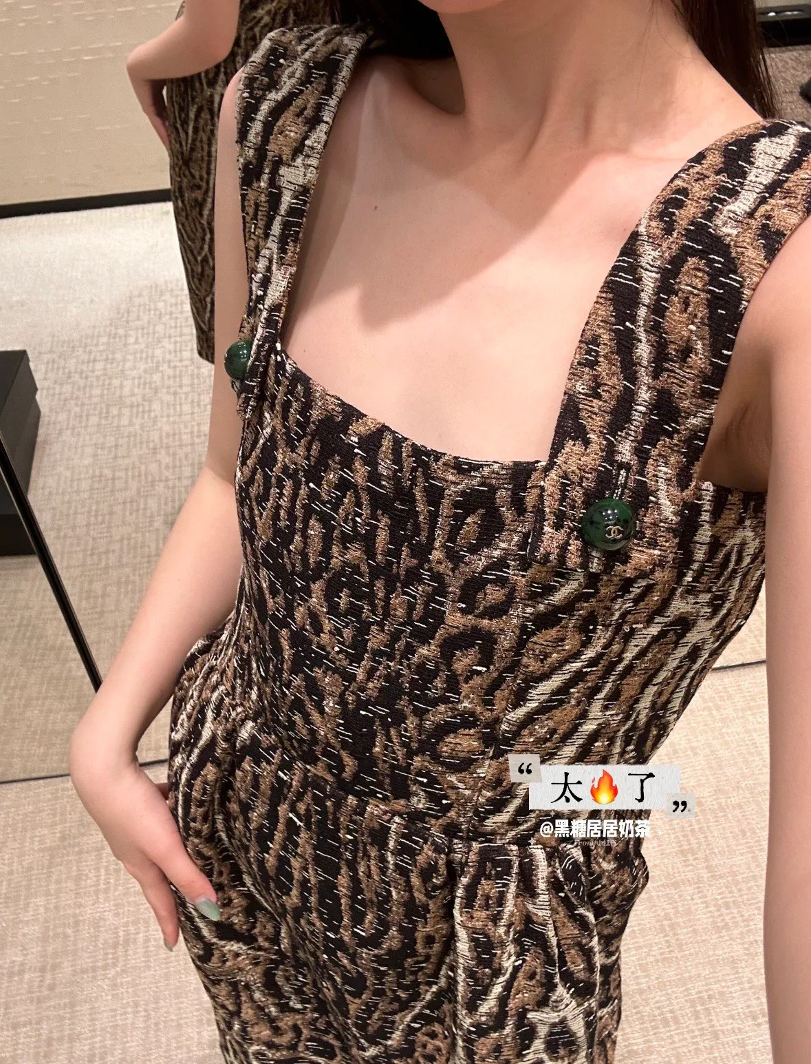 Платья Женские Chanel 18033766