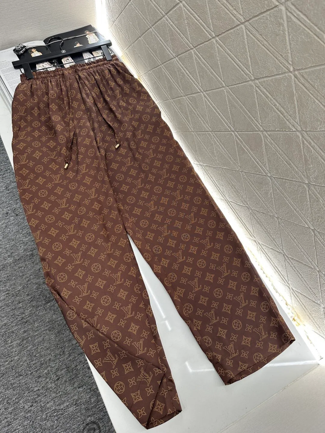 Брюки Женские Louis Vuitton 1396175