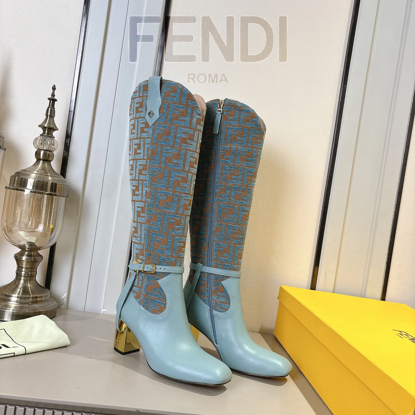 Сапоги Женские Fendi 18247883