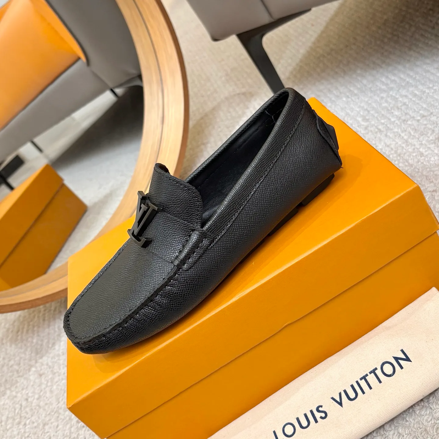 Лоферы И Туфли Мужские Louis Vuitton 19367702
