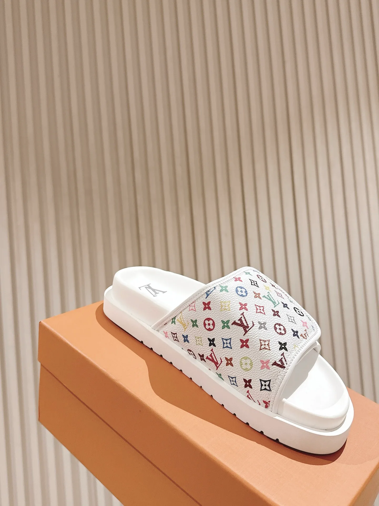 Шлепанцы Мужские Louis Vuitton 33394