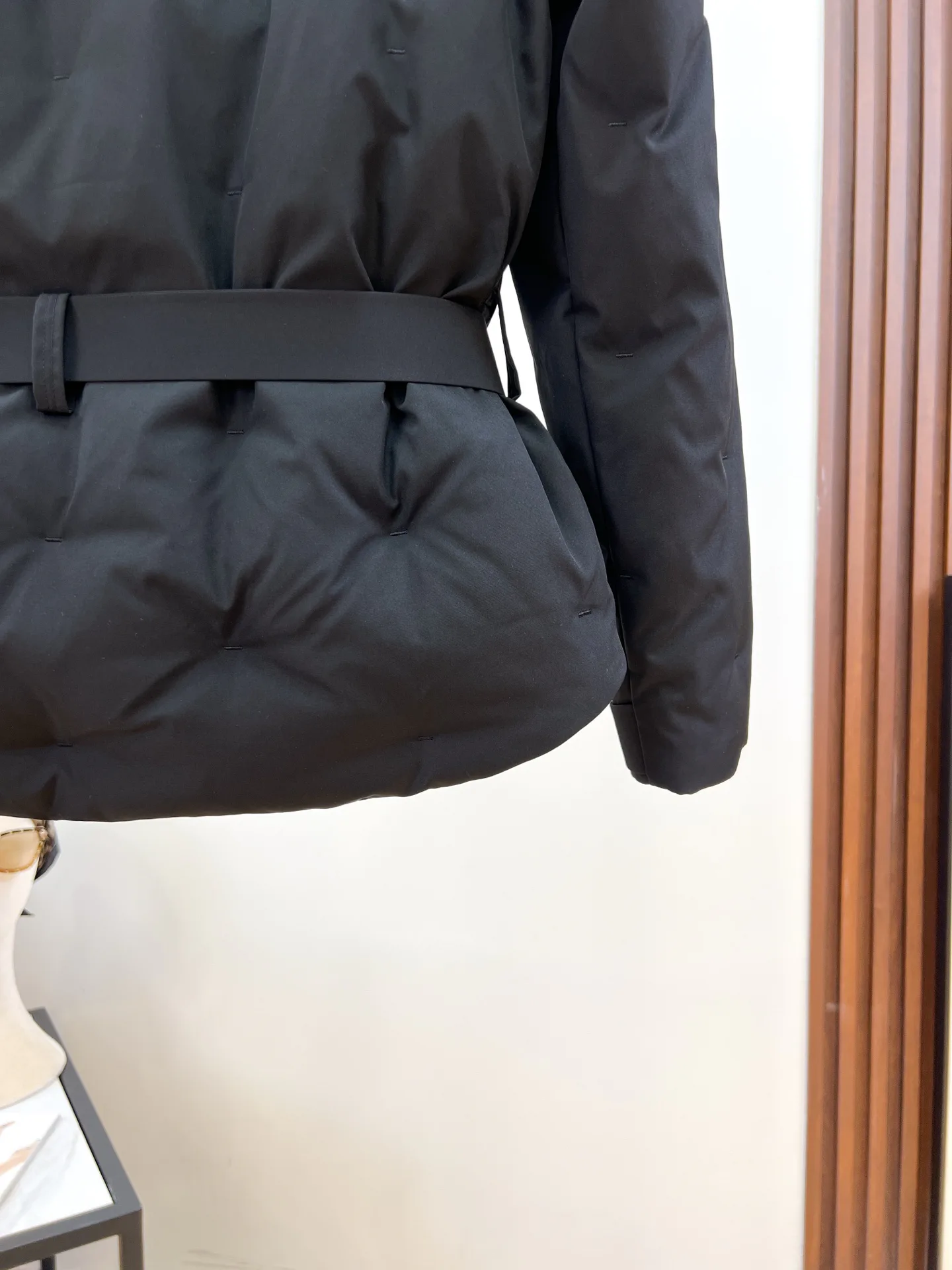 Куртки И Пуховики Женские Prada 17964737