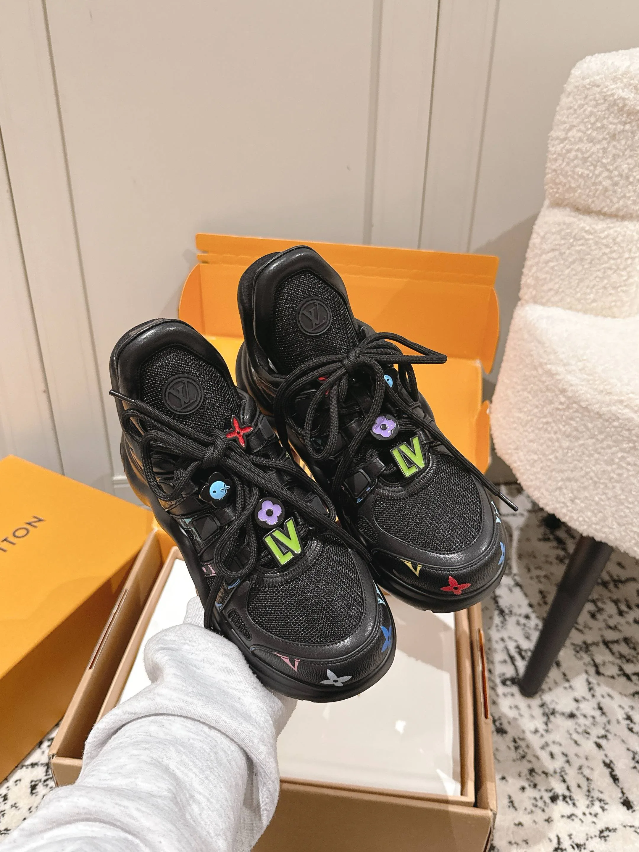 Кроссовки Женские Louis Vuitton 32510