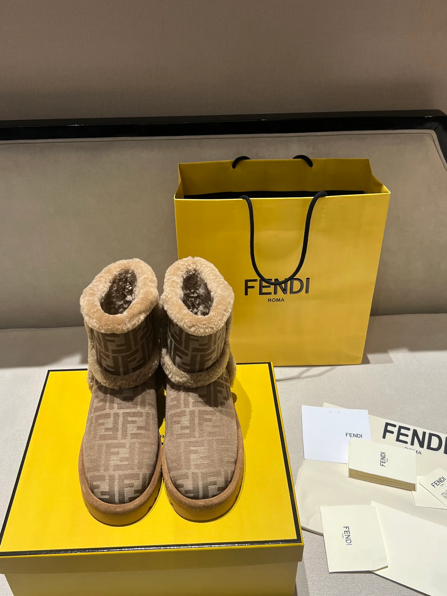 Угги Женские Fendi 1920348