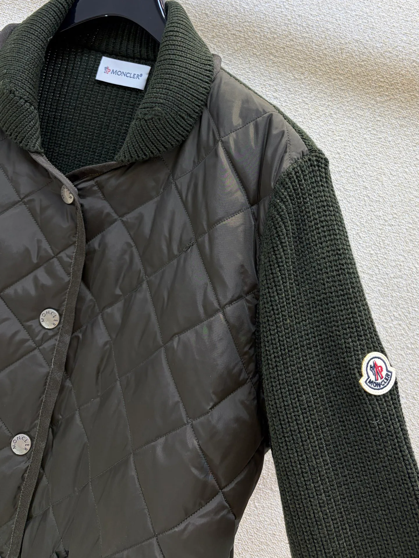 Куртки И Пуховики Женские Moncler 18407830