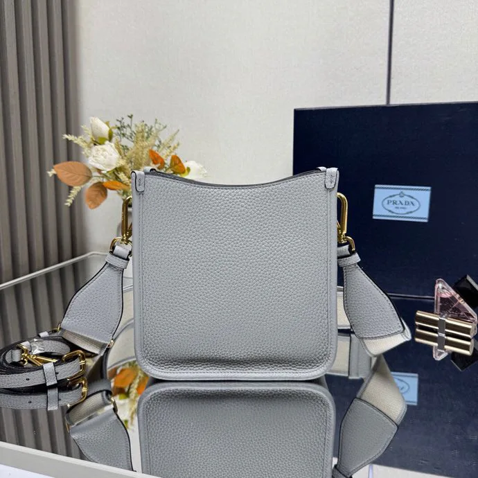 Сумки На Ремне Женские Prada 13332190