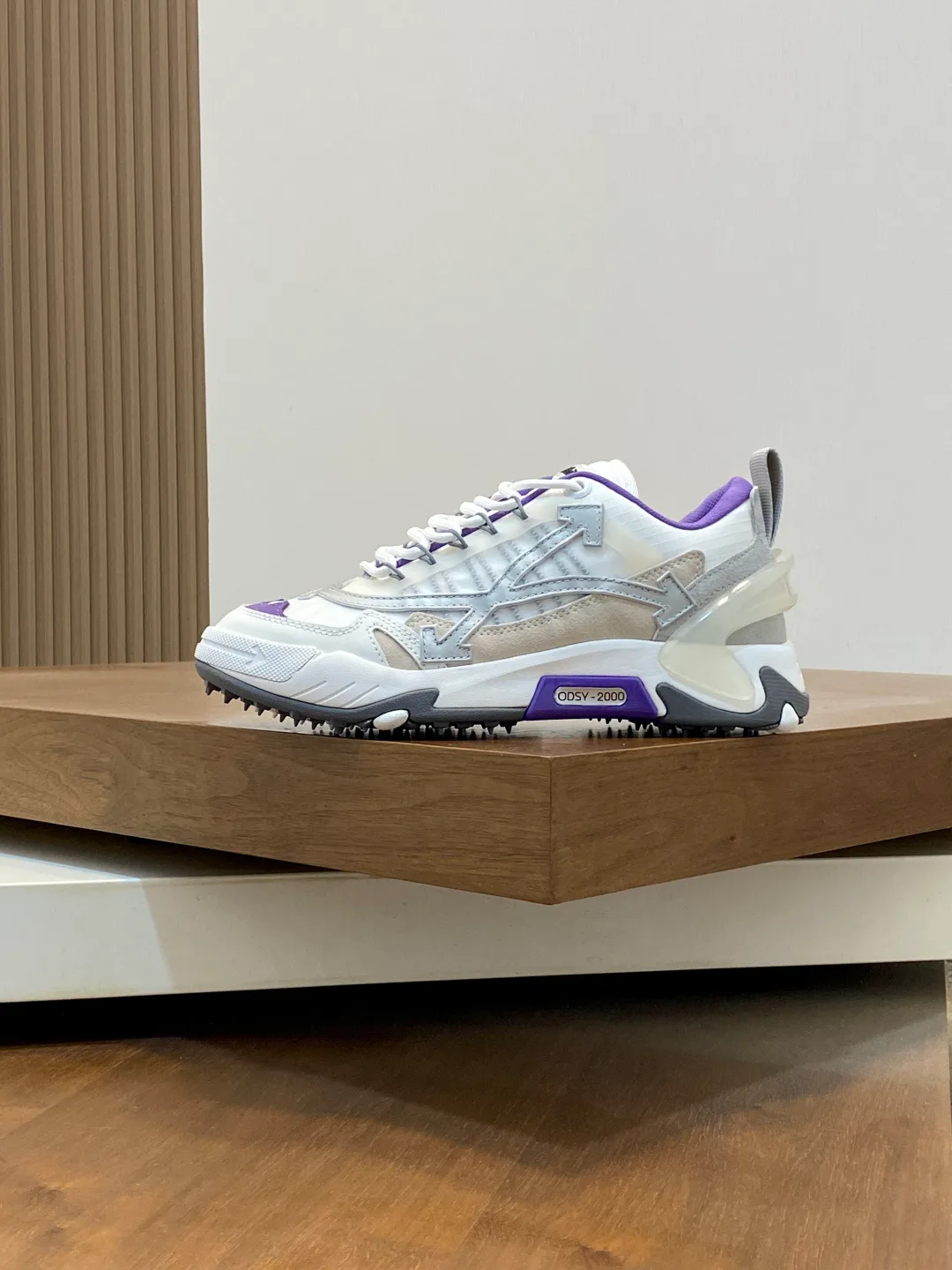 Кроссовки Женские Off-White 12842868