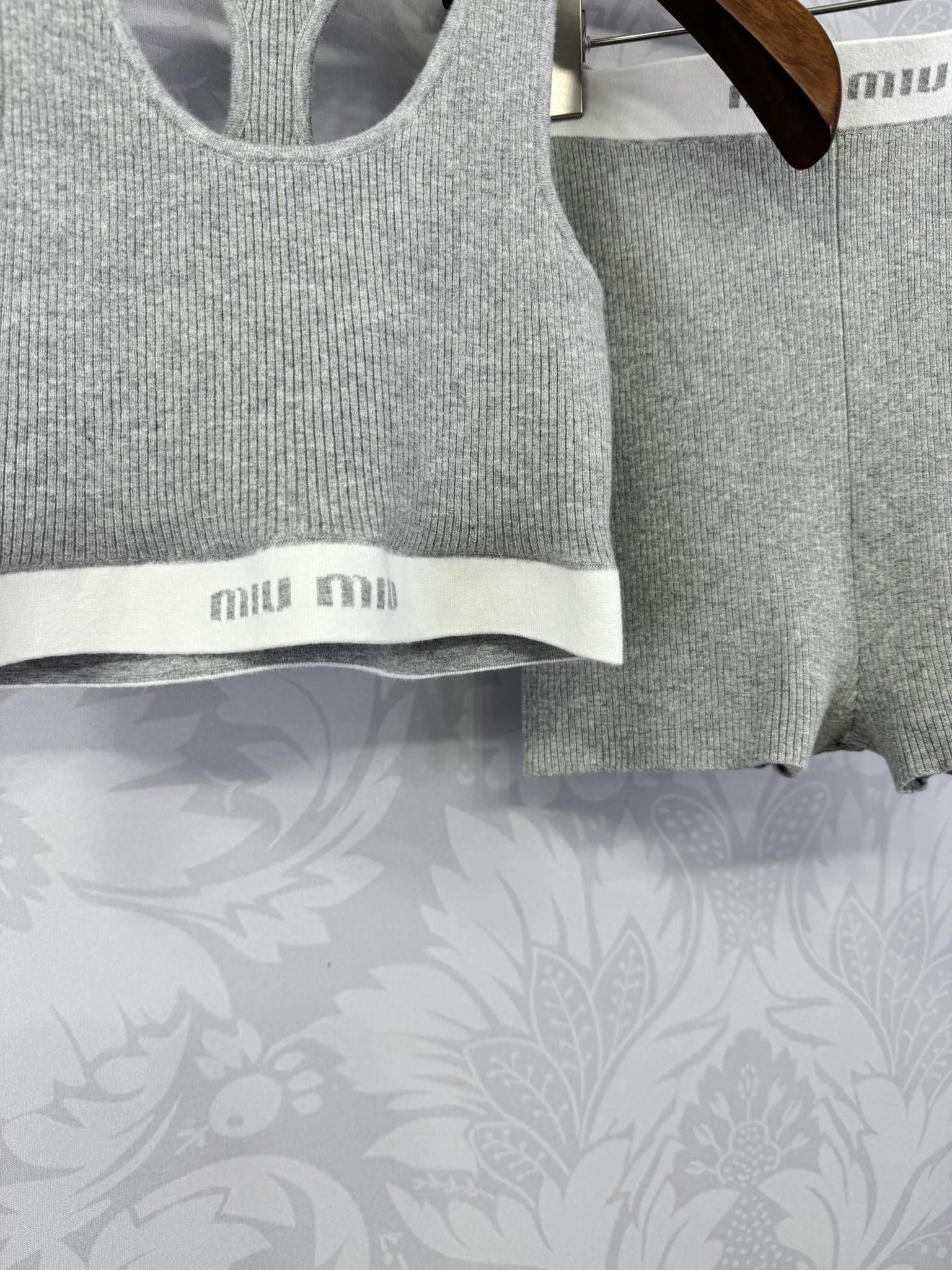 Спортивные Костюмы Женские Miu Miu 26136