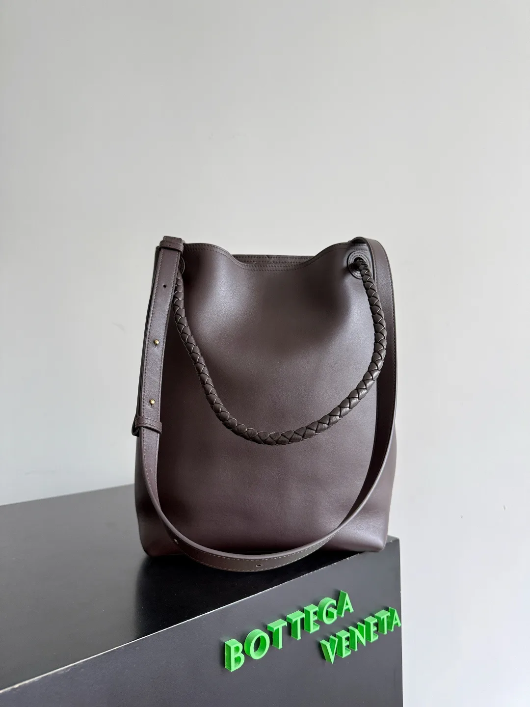 Классические Сумки Женские Bottega Veneta 11255362