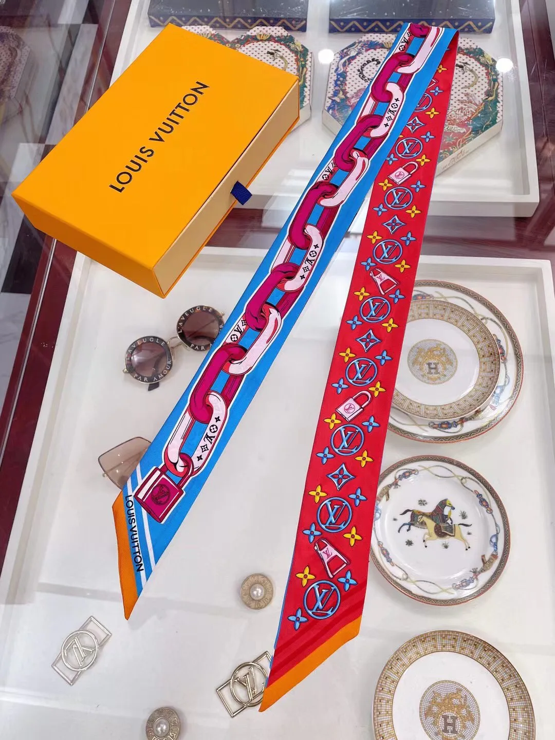 Шарфы Louis Vuitton 15376