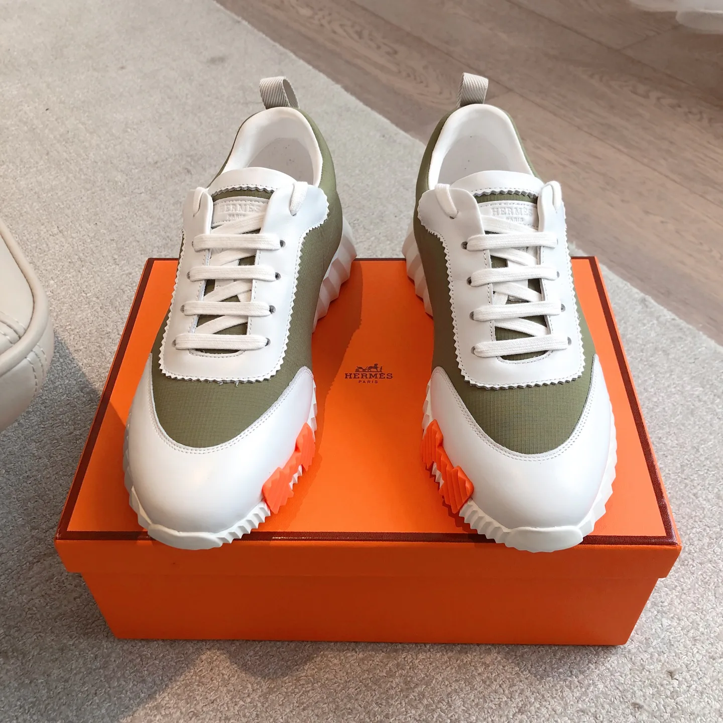 Кроссовки Женские Hermes 1154468
