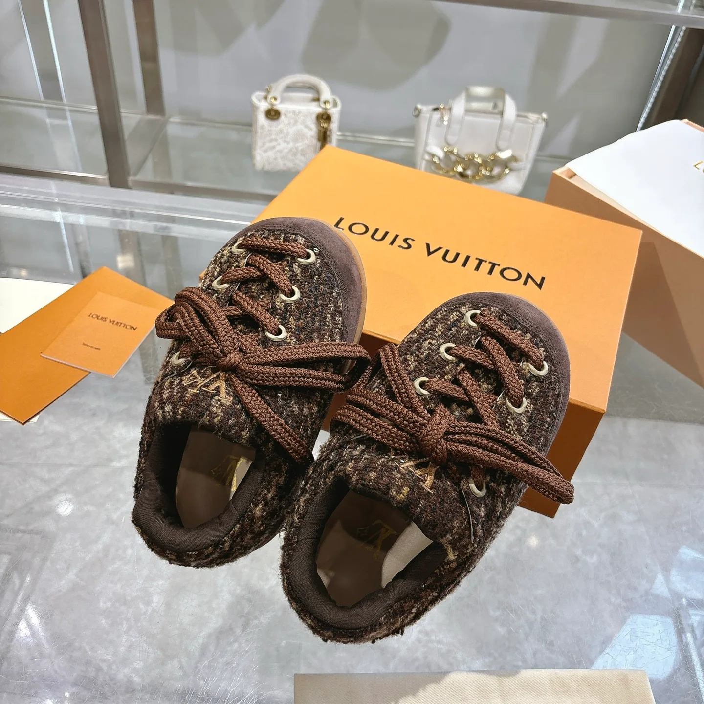 Кроссовки Женские Louis Vuitton 209049