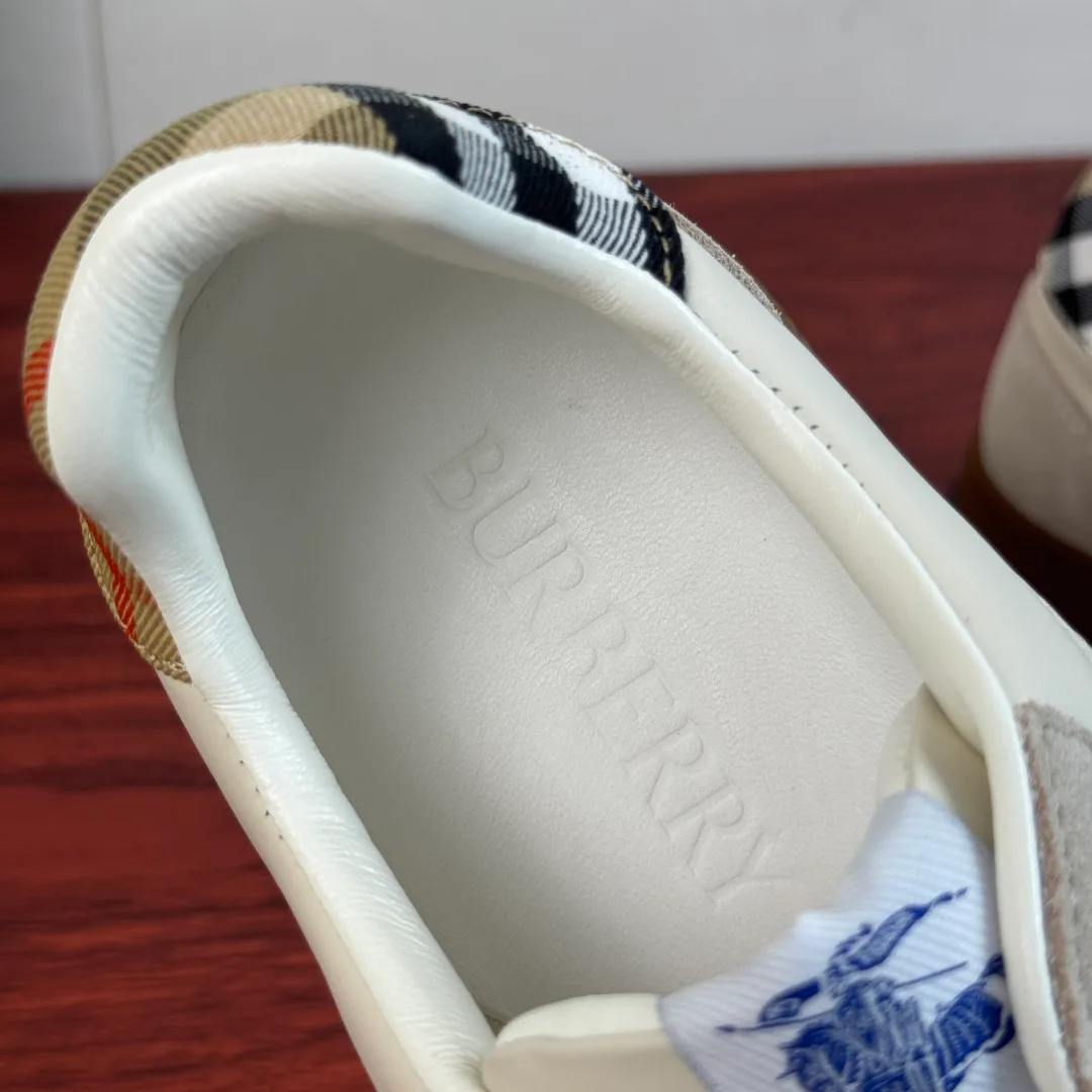 Кроссовки Мужские Burberry 17636478