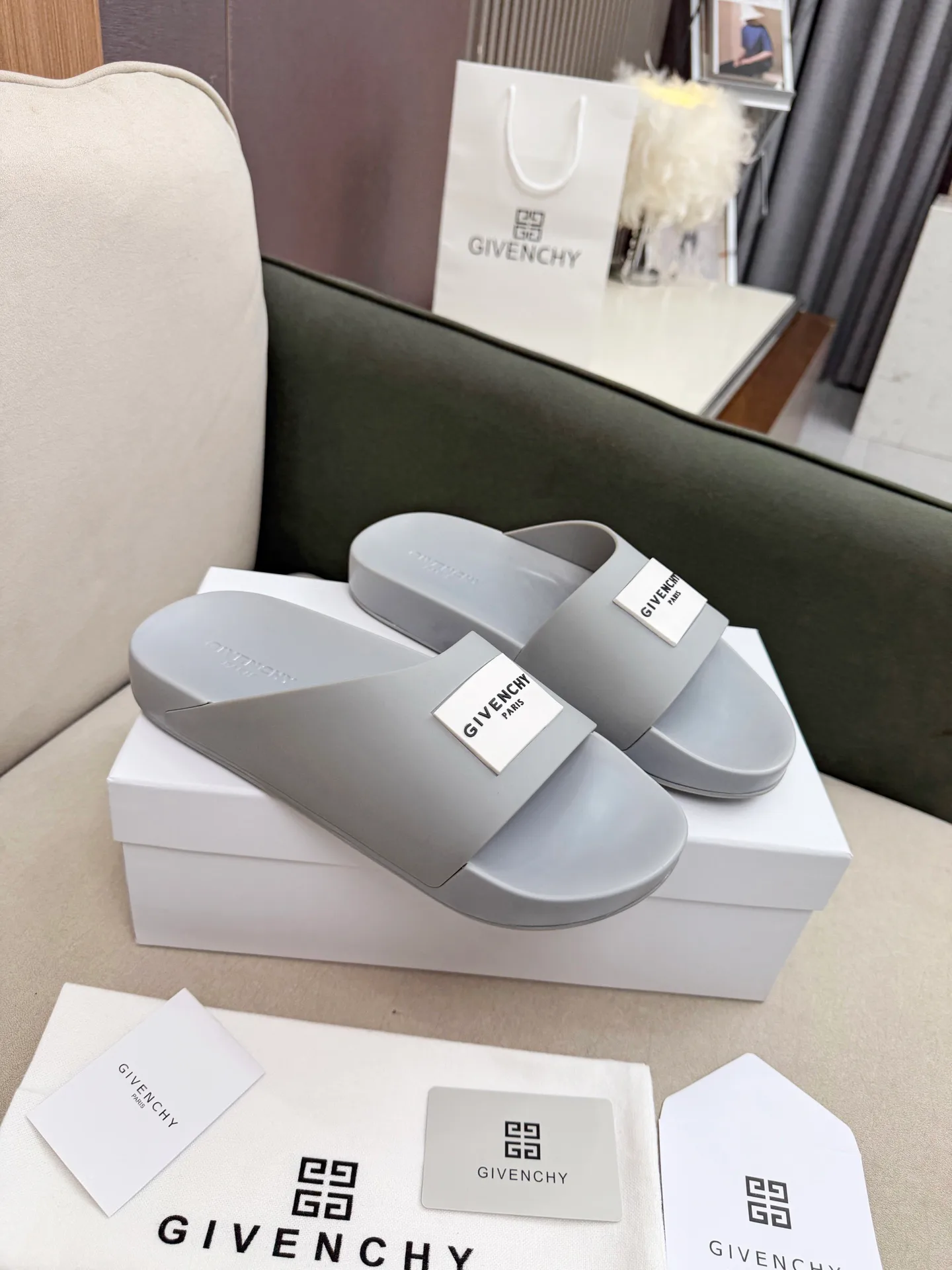 Шлепанцы Мужские Givenchy 2627985