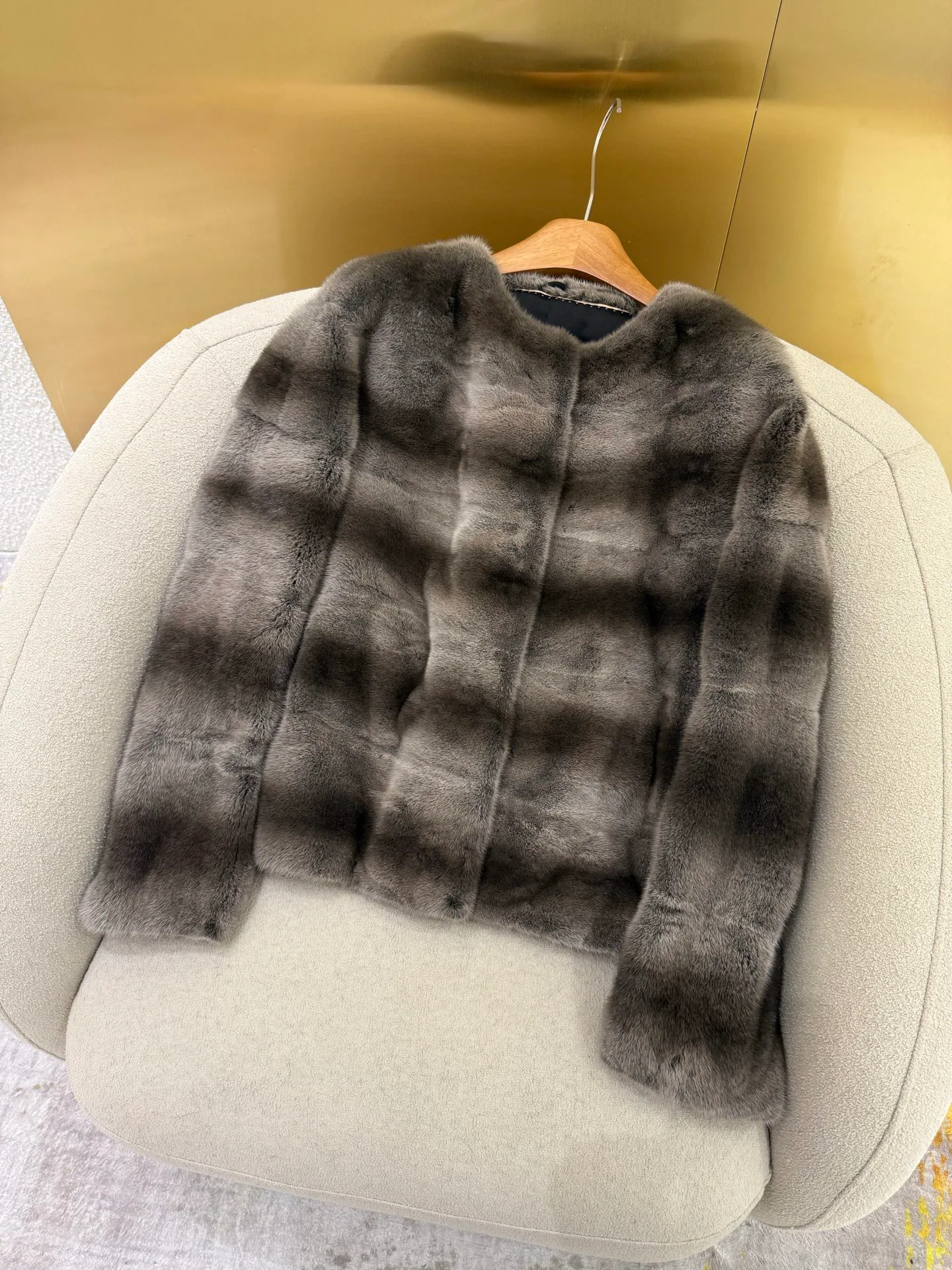 Шубы Женские Fendi 250984