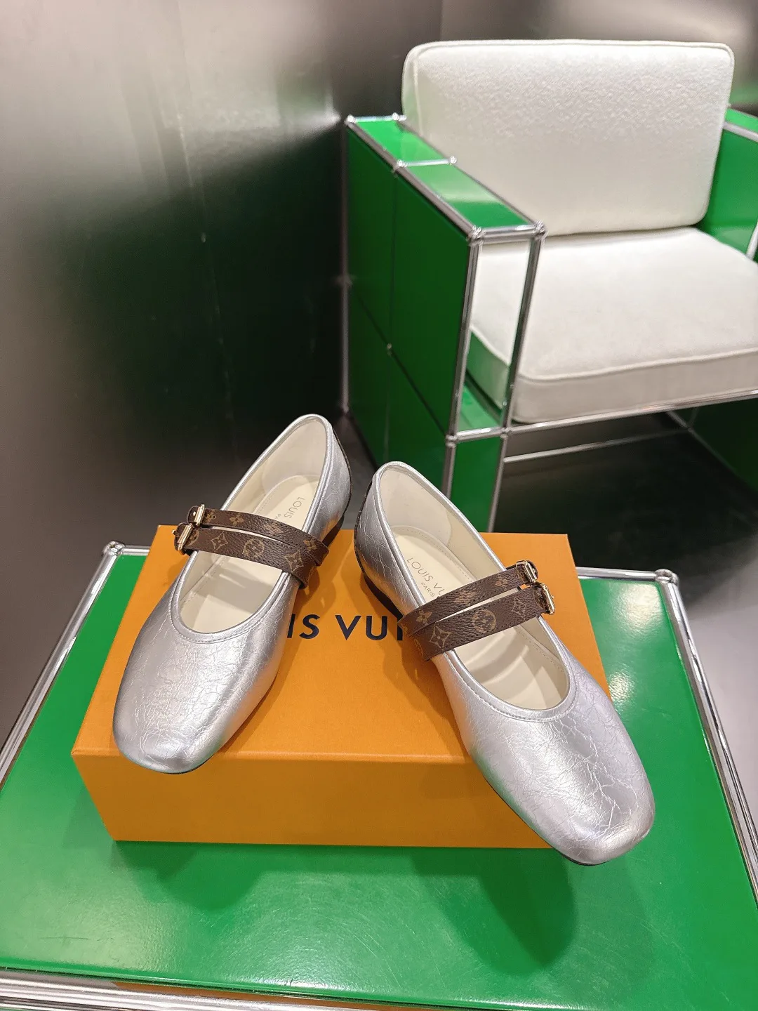 Туфли Женские Louis Vuitton 11703552