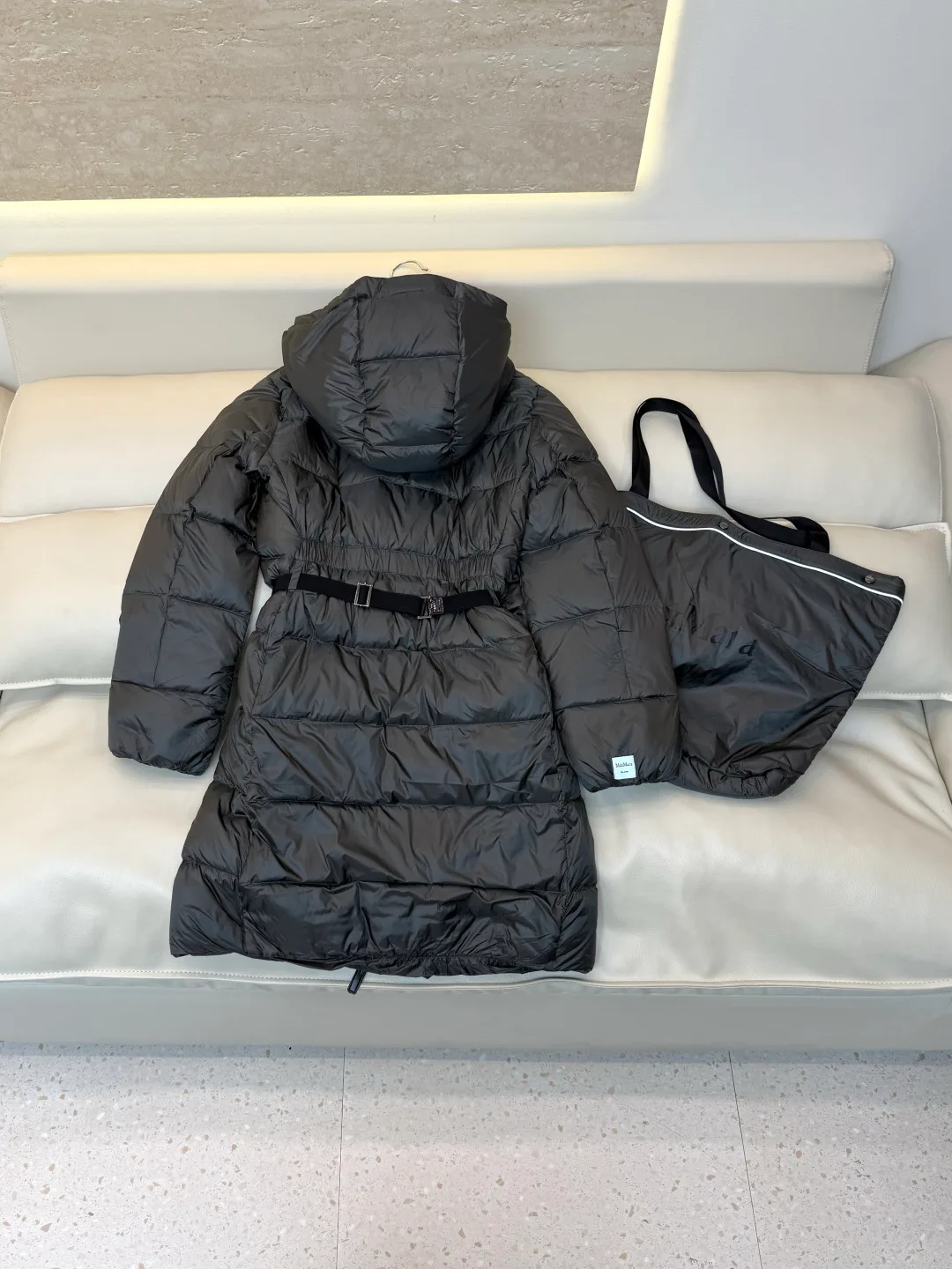 Куртки И Пуховики Женские Max Mara 17917324