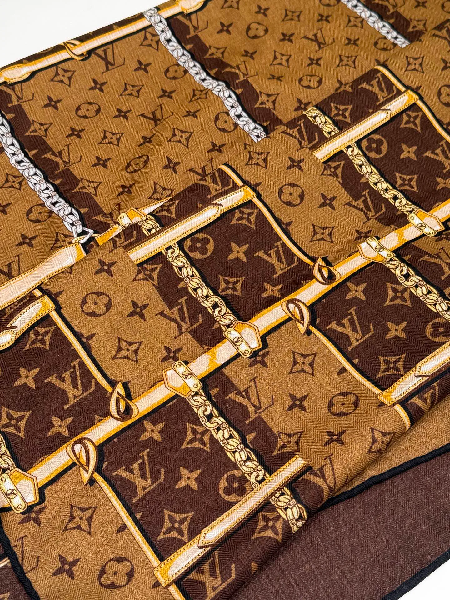 Шарфы Louis Vuitton 5904720