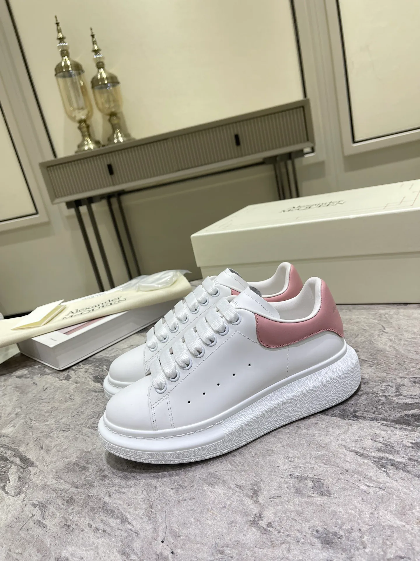 Кроссовки Женские Alexander Mcqueen 3446240