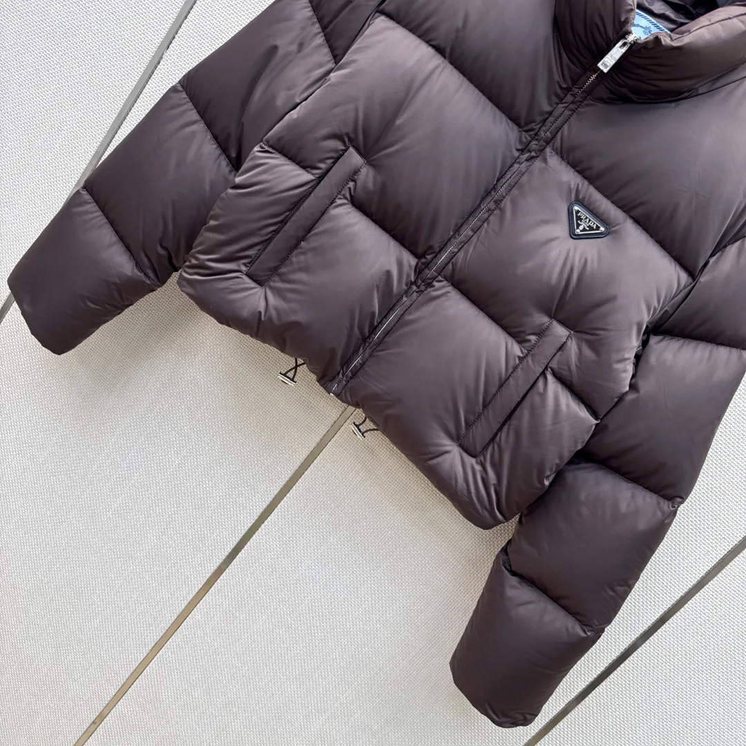 Куртки И Пуховики Женские Prada 18328141